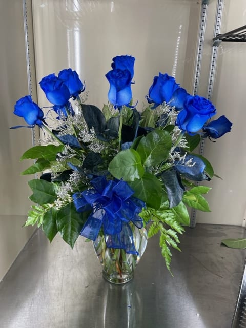 Dozen Blue Roses - Dyed (limited supply) - 12 dyed blue roses in vase with misty blue accent