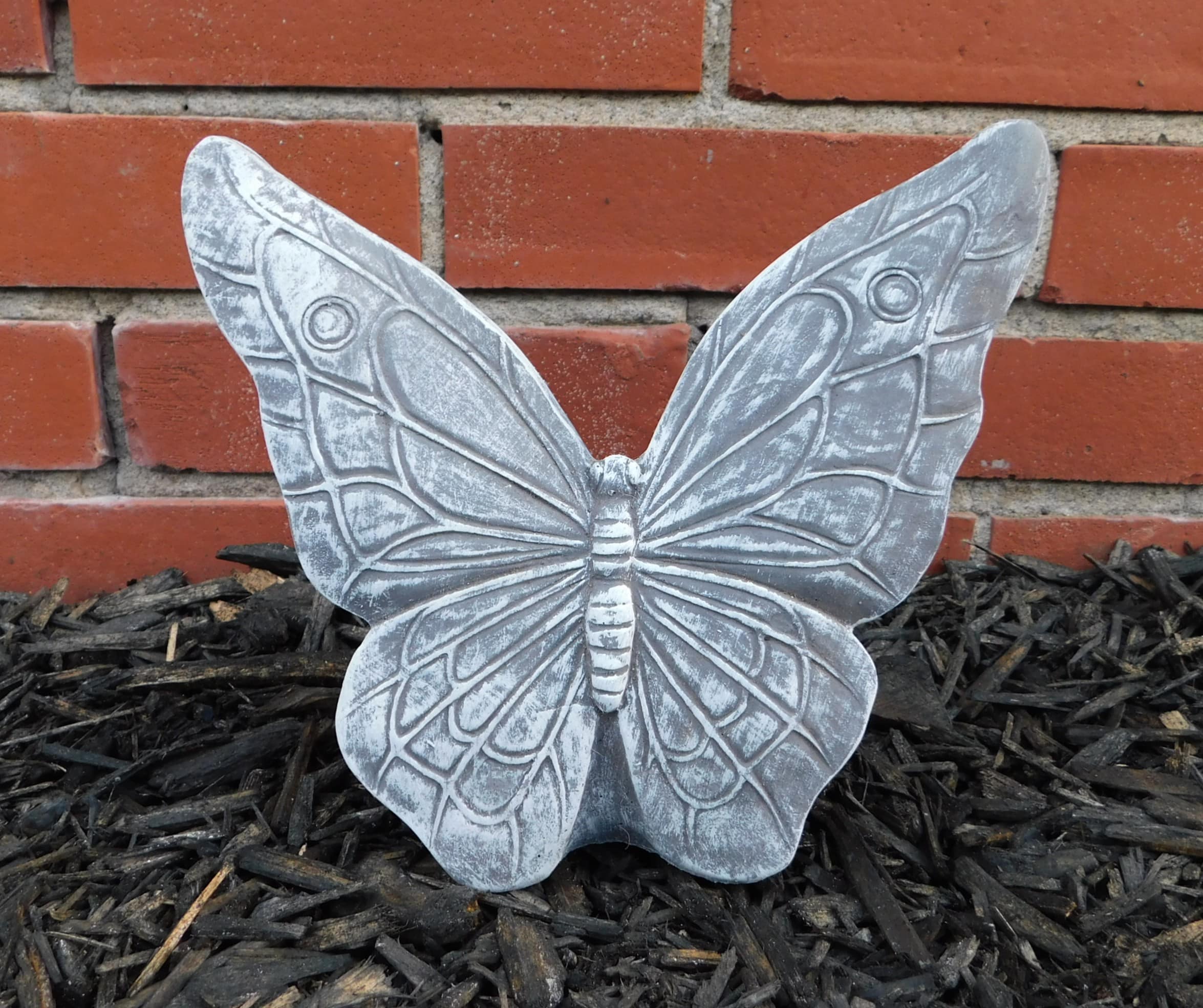 SMALL BUTTERFLY STATUE - A small butterfly statue perfect for decorating a garden or to remember a passed loved one