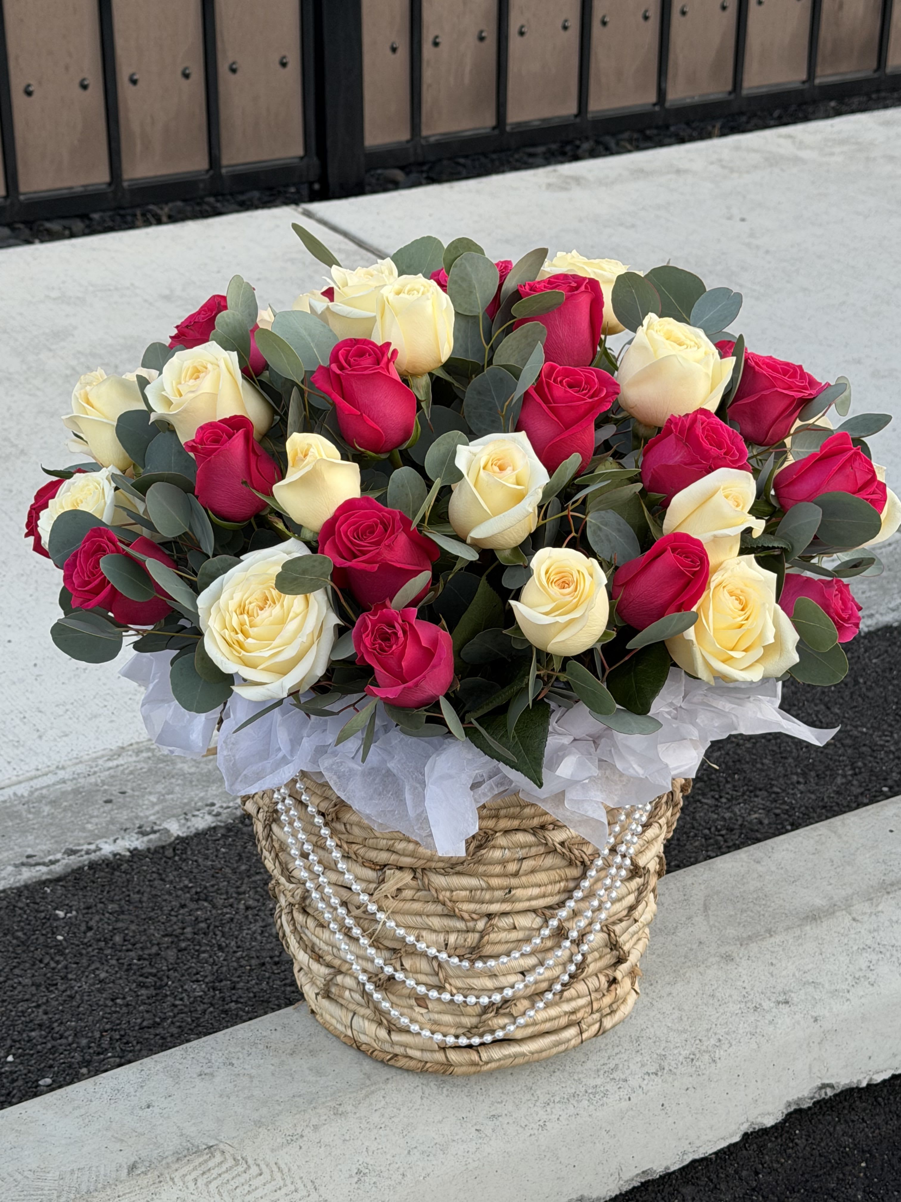 Tender Basket for the First Year of Married Life with Pink and White Roses - There are moments you want to keep forever. The first wedding anniversary is one of them.  It’s not just a date — it’s the first year lived together, filled with love, care, support, new habits, first challenges, and first victories as a family   This tender basket with pink and white roses is a symbol of:  pure feelings  sincere love  tenderness  harmony  trust and calm between two hearts  Pink roses speak of warmth, care, and romance. White roses represent purity, honesty, and bright intentions. Together, they create an arrangement that says without words: “I love you. I’m grateful for every day with you. I choose you again and again.”  This basket is a perfect gift for:  a first wedding anniversary  a relationship anniversary  a family celebration  a romantic surprise  a meaningful gesture of love and gratitude  Each arrangement is handcrafted with attention to detail, emotion, and meaning. We carefully select every flower so the composition is not only beautiful, but also full of feeling and atmosphere.