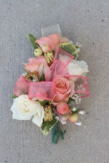 Rustic Peach - A beautiful blend of peaches and white.