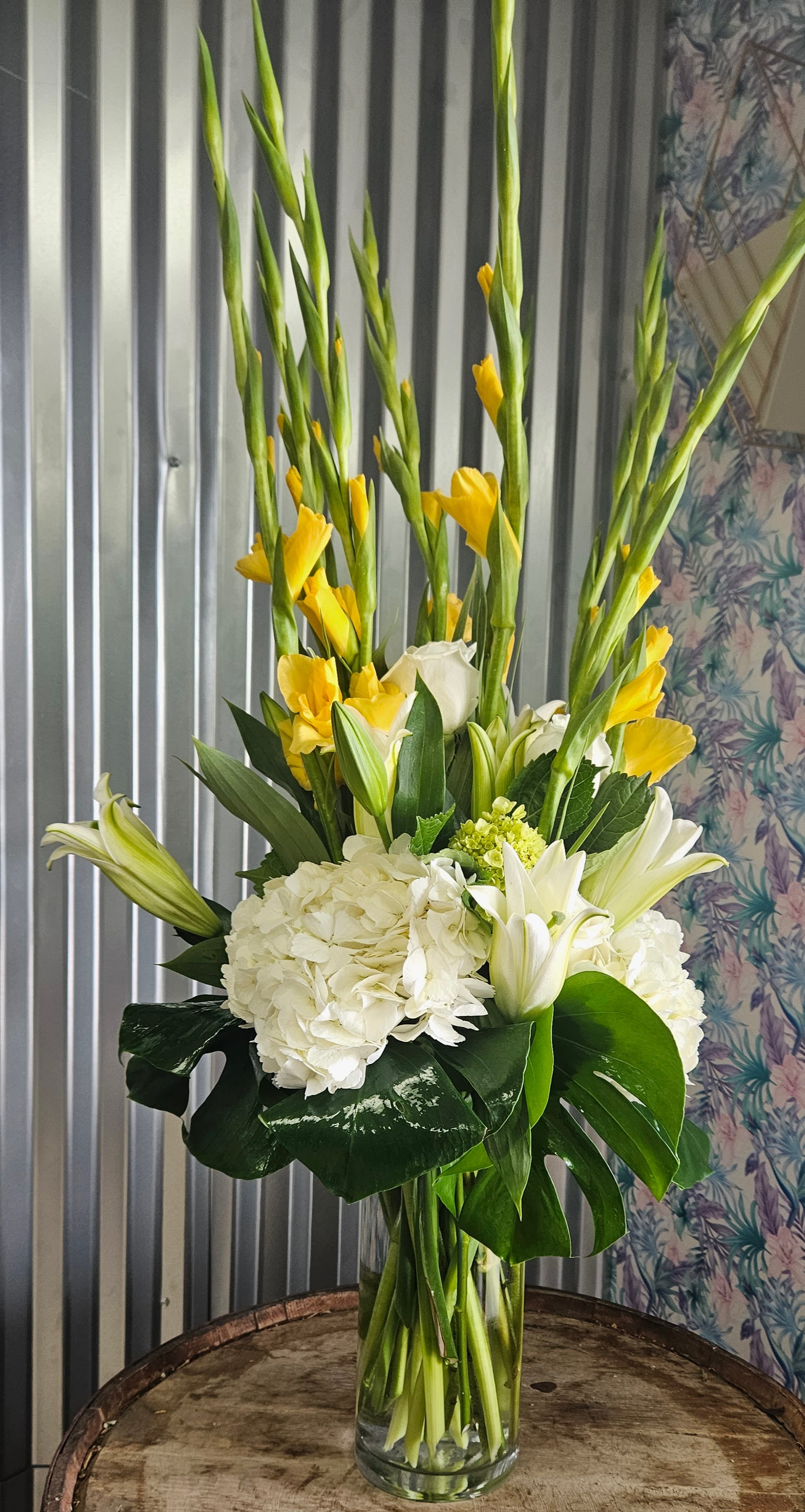 Sunny Summery Days  - A great arrangement for a August Birthday with Glads, Hydrangeas, Casa Blanca Lilles. Also great way to brighten up someone's day   