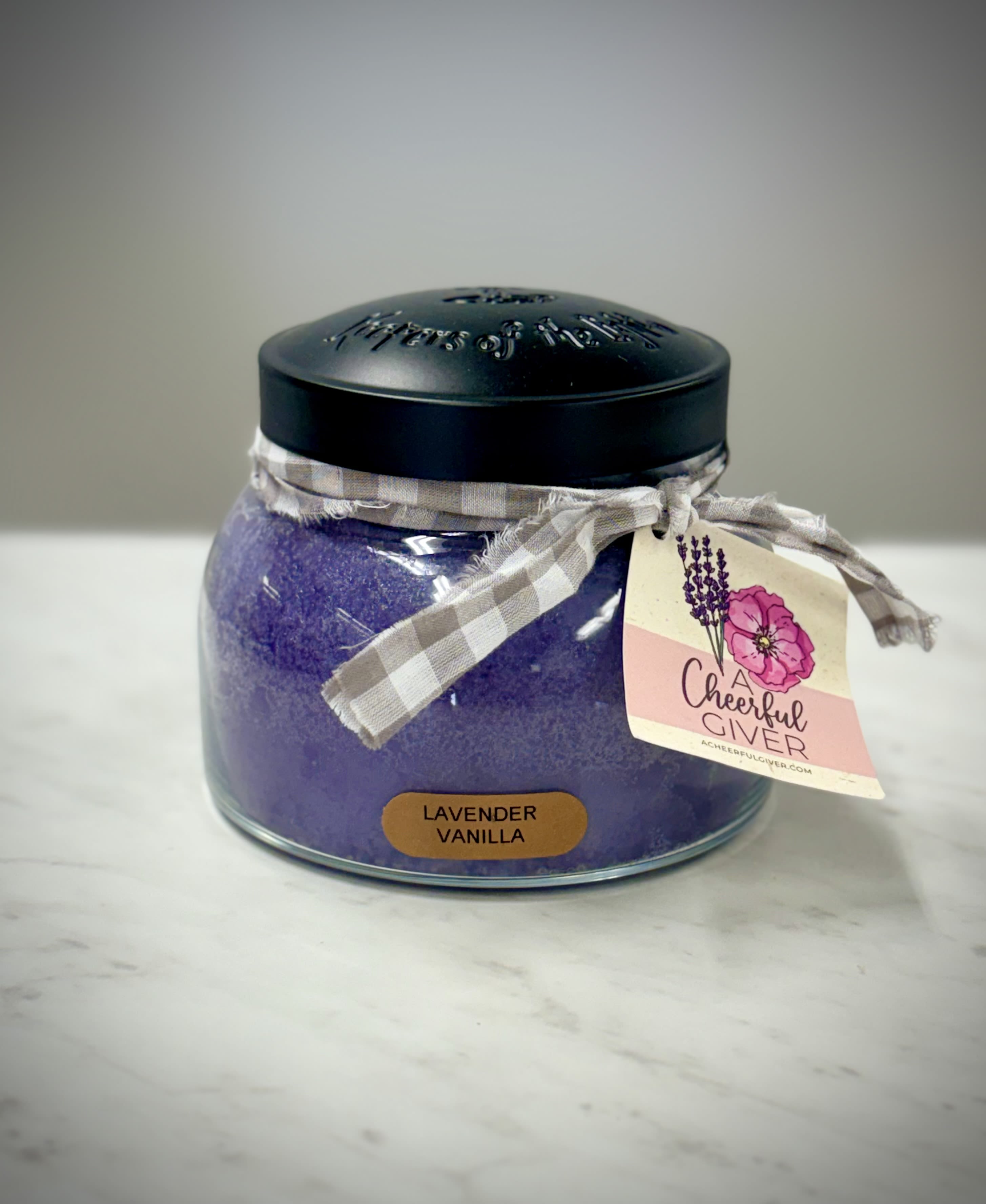 Lavender Vanilla Candle  - Lavender Vanilla candle 22oz Burn time 125 hours Paraffin