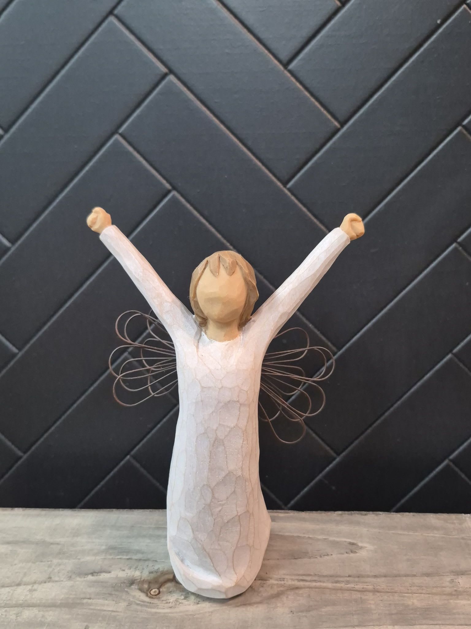Willow Tree Courage Figurine - This classy figurine makes the perfect gift