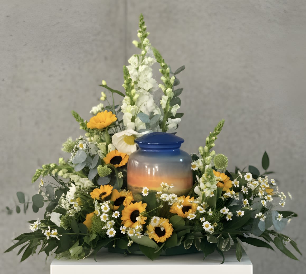 Sun Light Farewell - The Sun Light Farewell is designed to bring warmth and gentleness to a remembrance setting.