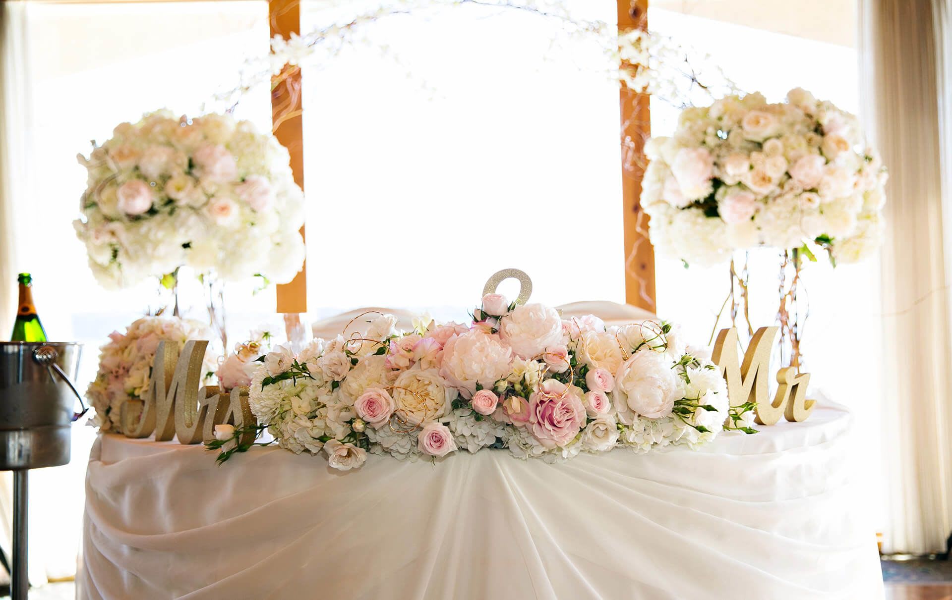 Mr &amp; Mrs - Large long and low arrangement specially for sweet Heart Tables  