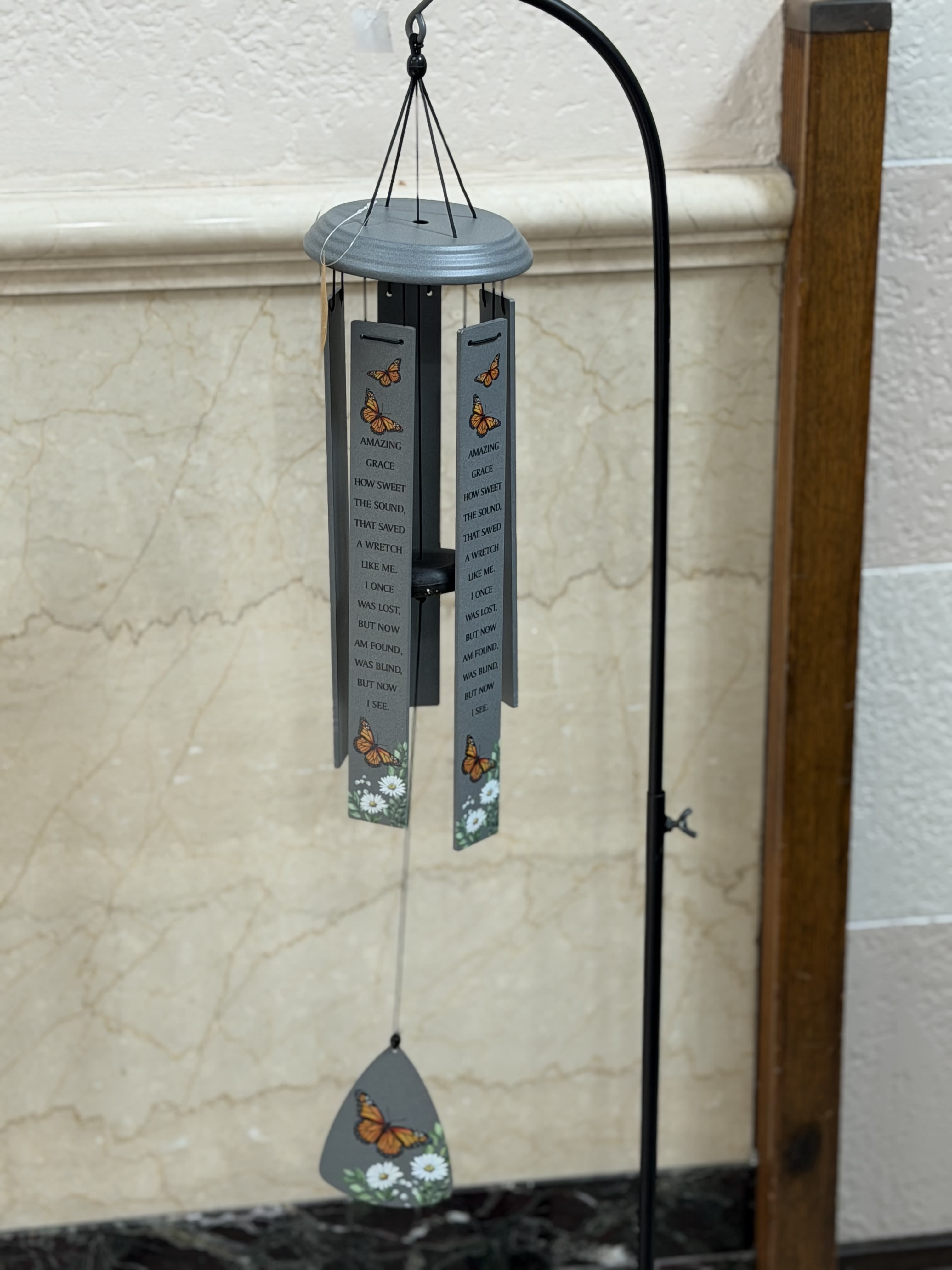 "Amazing Grace" Monarch Chime  - A monarch butterfly and white flower chime.  Chime Reads the lyrics to "Amazing Grace How Sweet the Sound" 