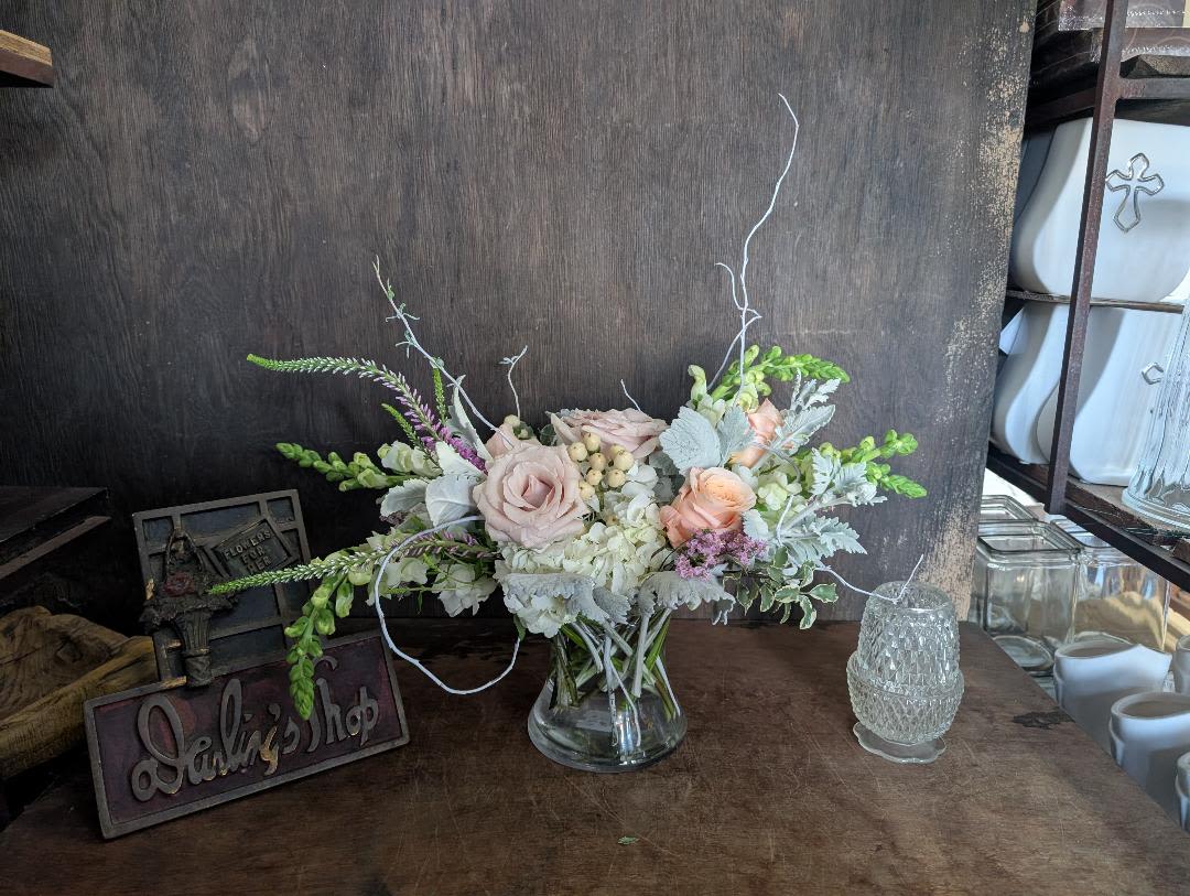 LUSH &amp; DREAMY  next day delivery - Beautiful soft colors for any occasion