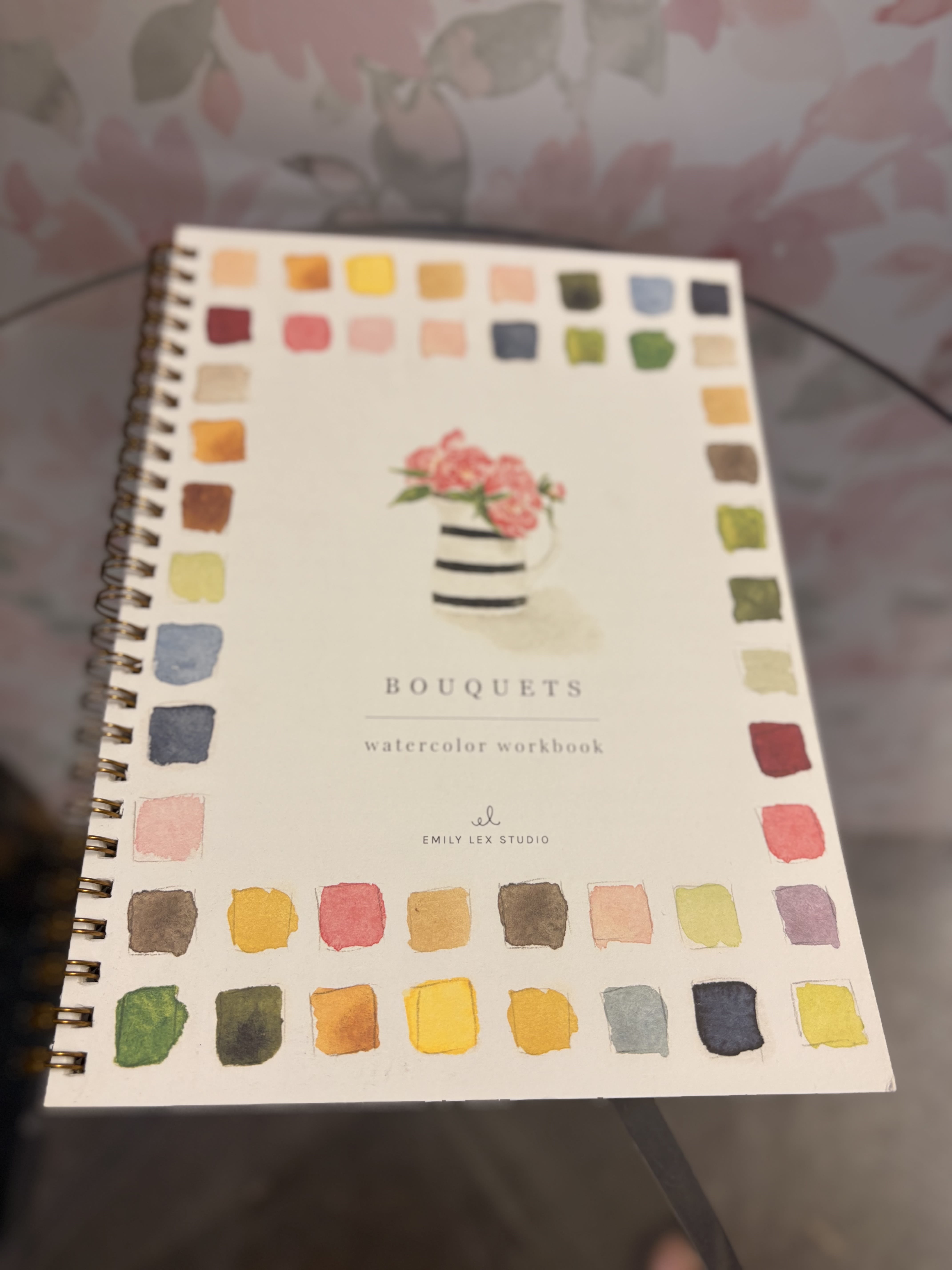 Watercolor workbook- Bouquet - Created by Emily Lex Studios. This Watercolor Workbook provide just the right amount of instructions and relaxing fun to encourage you to pick up a paintbrush to start watercoloring today.