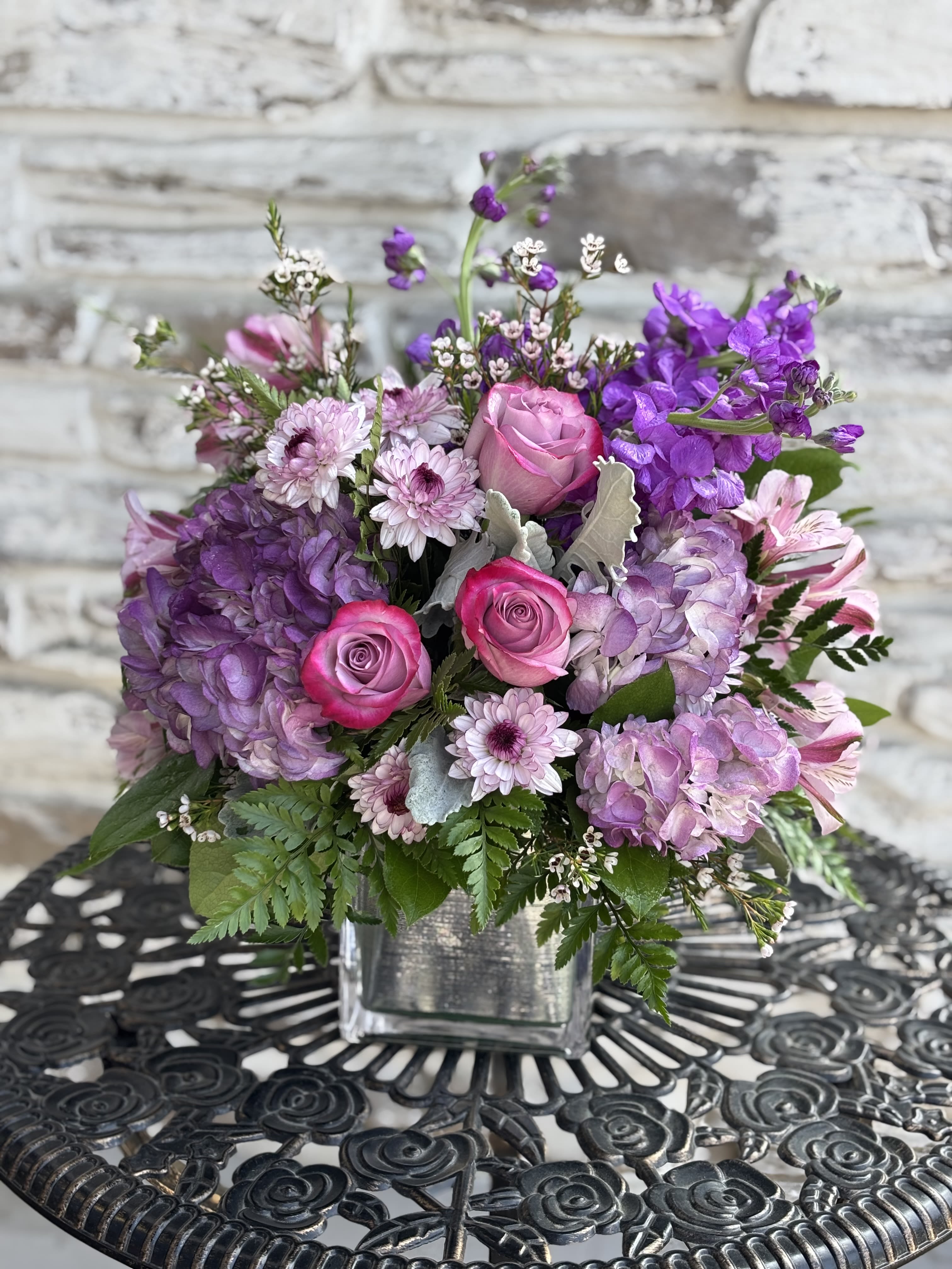 Sweet as Sugar - This beautiful bouquet makes such a sweet gift. It's full of beautiful flowers that are perfectly hand-arranged for maximum impact. 