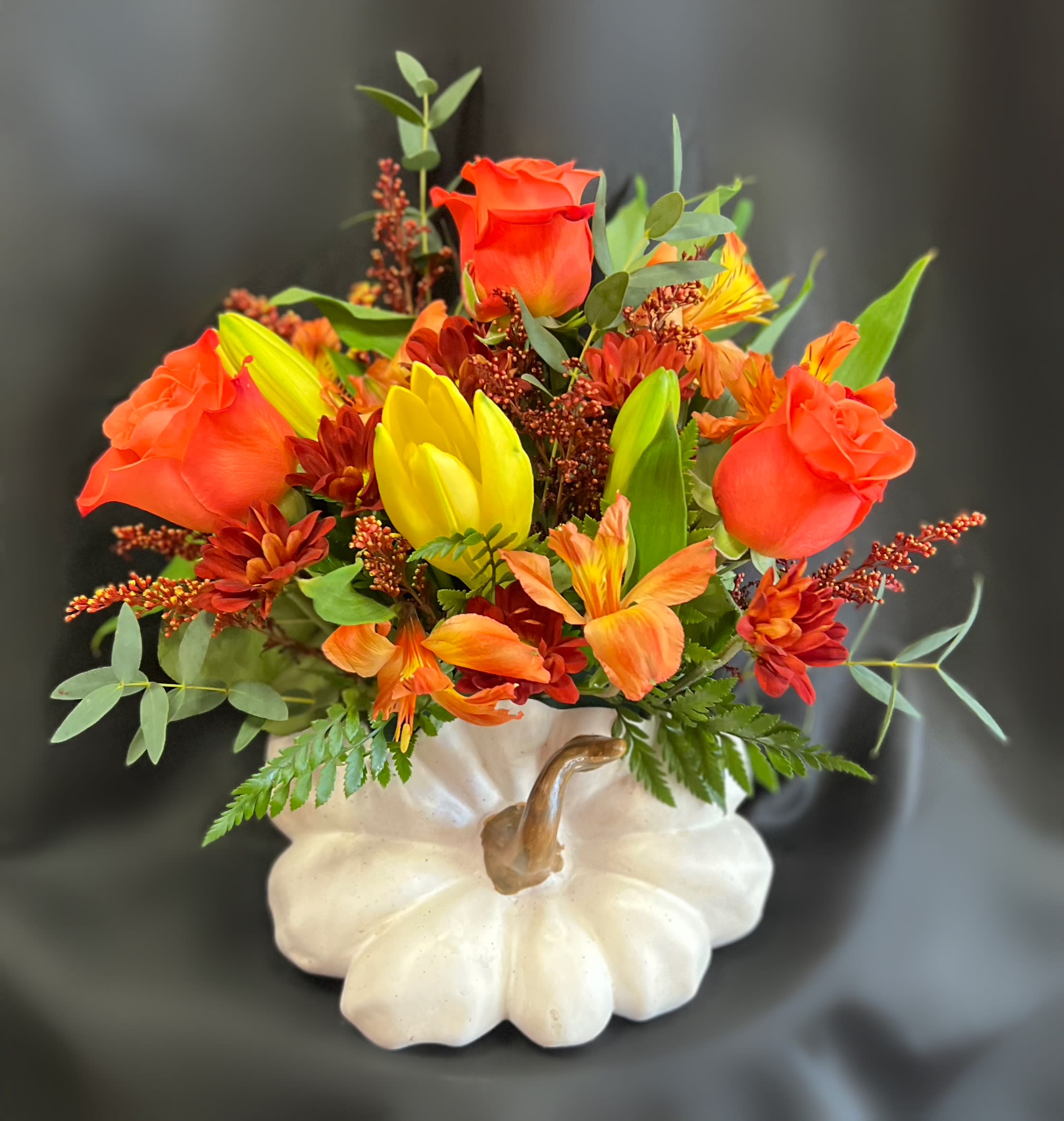 WHITE PUMPKIN LATTE  - ROSES, LILIES, DAISIES ALSTROS AND SOLIDAGO