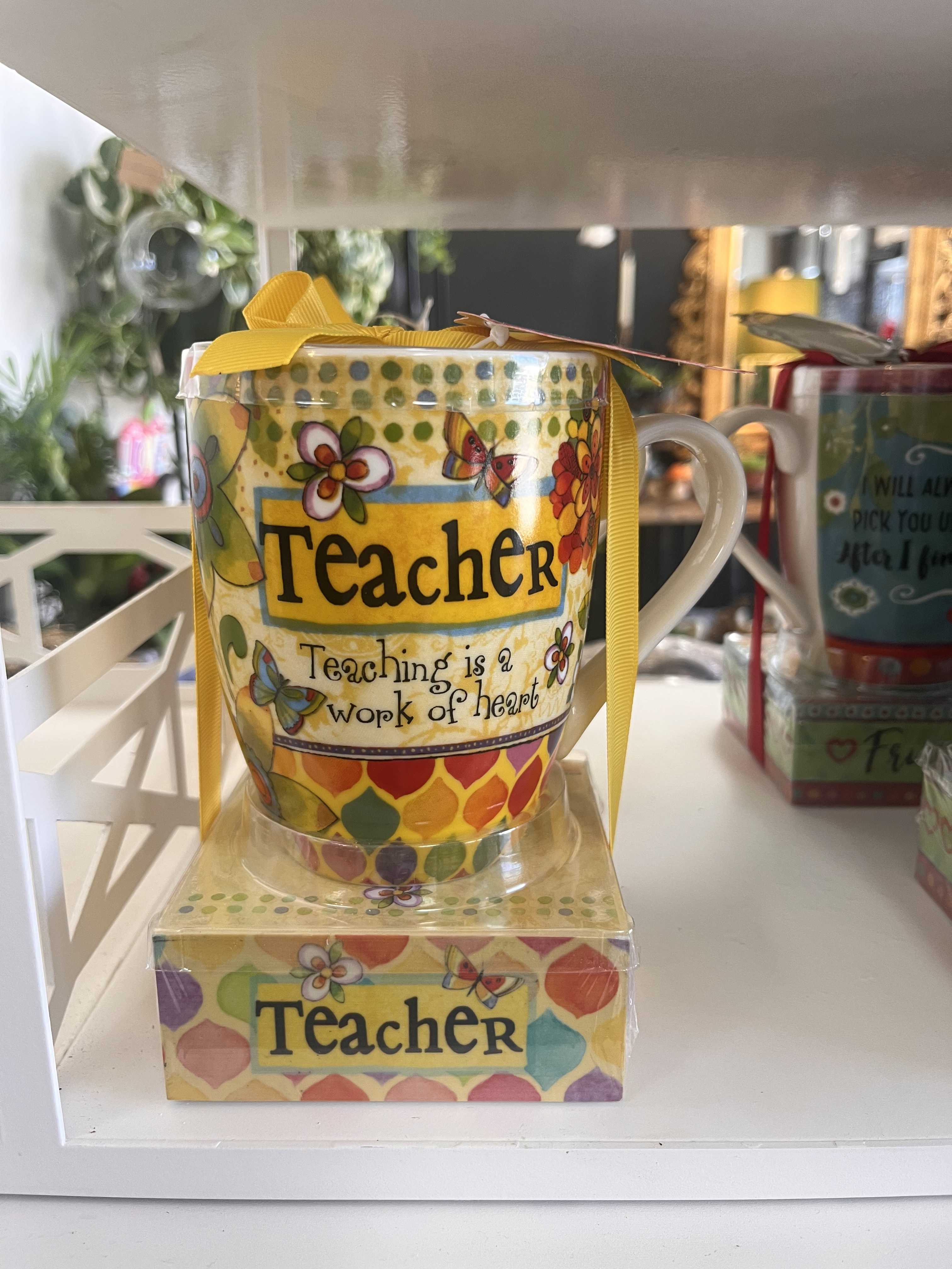 Decorative teacher mug gift set with a yellow ribbon