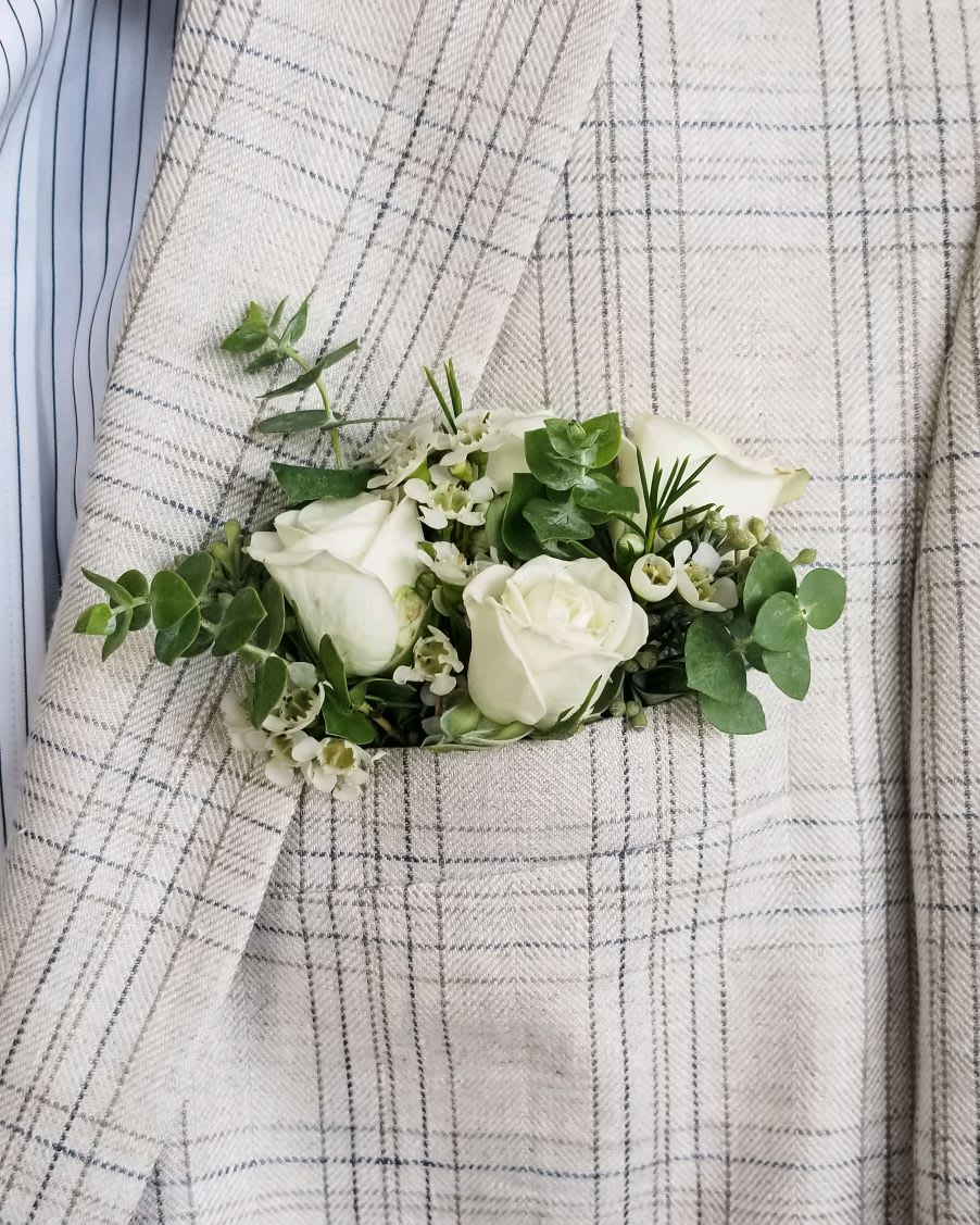 Pocket Square Boutonniere- Spray Rose  - *** Please note*** fits in pocket, not a pin on *** Made from a mix Spray roses.  Final product may not be exact to picture, but it will match with style and color scheme.  Each purchase is unique and the picture is for general idea of look and feel.  Please provide suggested color rose, or will be made with white.