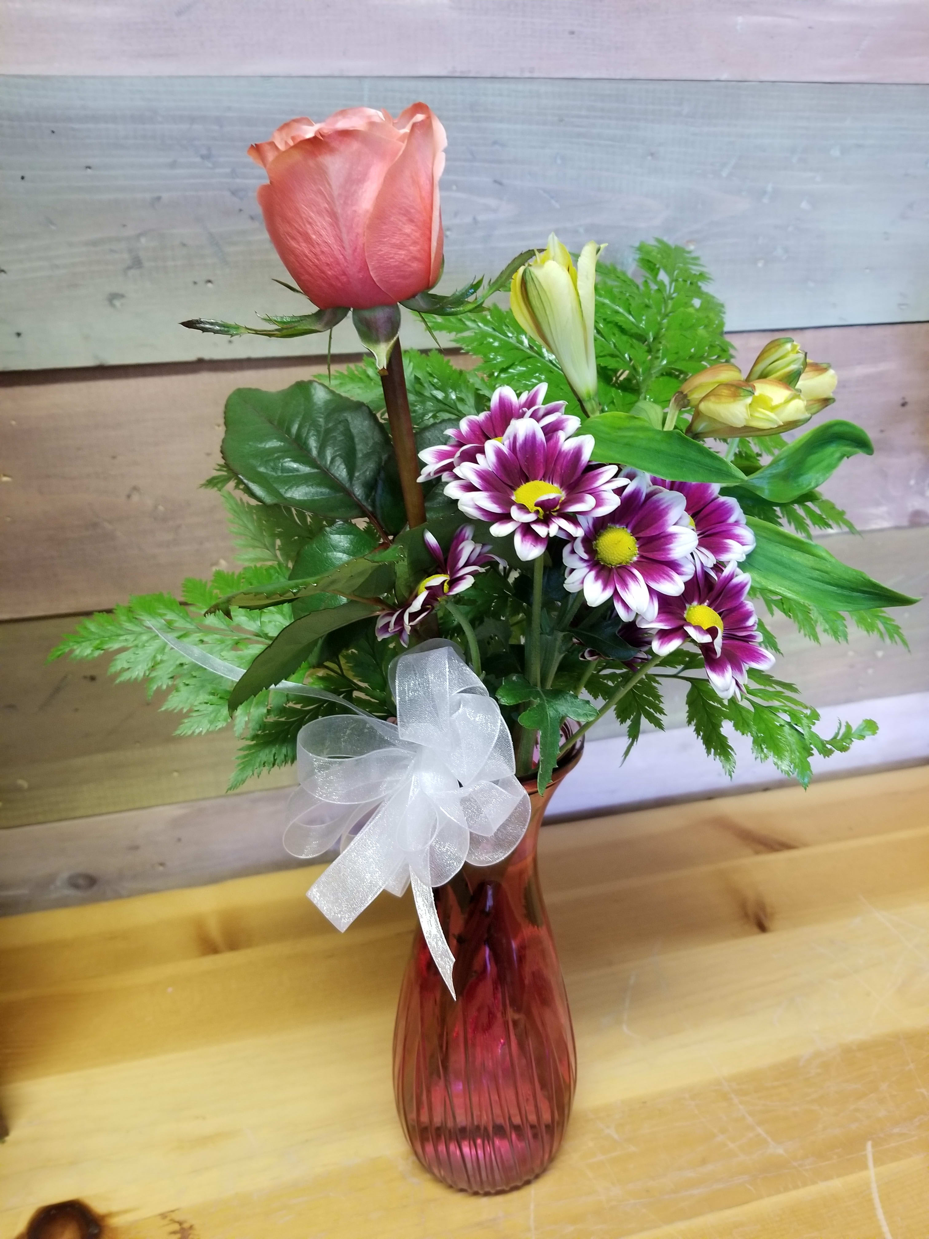  Brekke Rose Bud Vase - Rose bud vase