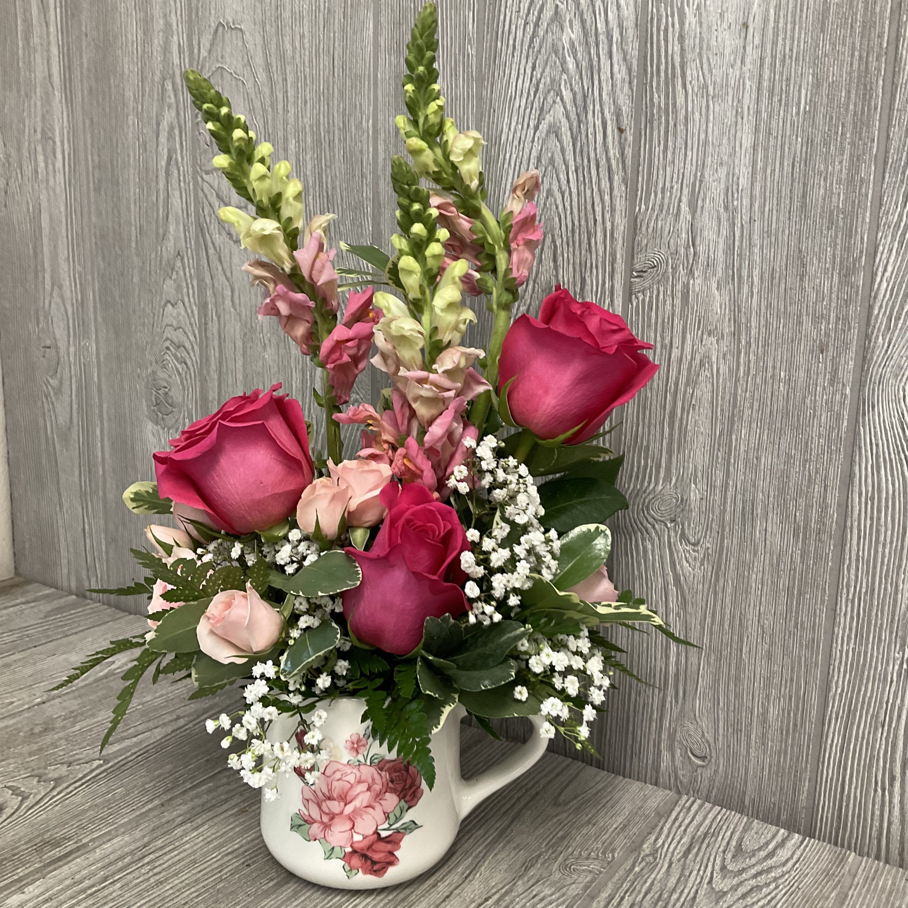 Ma Chére Rose Mug - Bouquet will be delivered approximately as pictured.