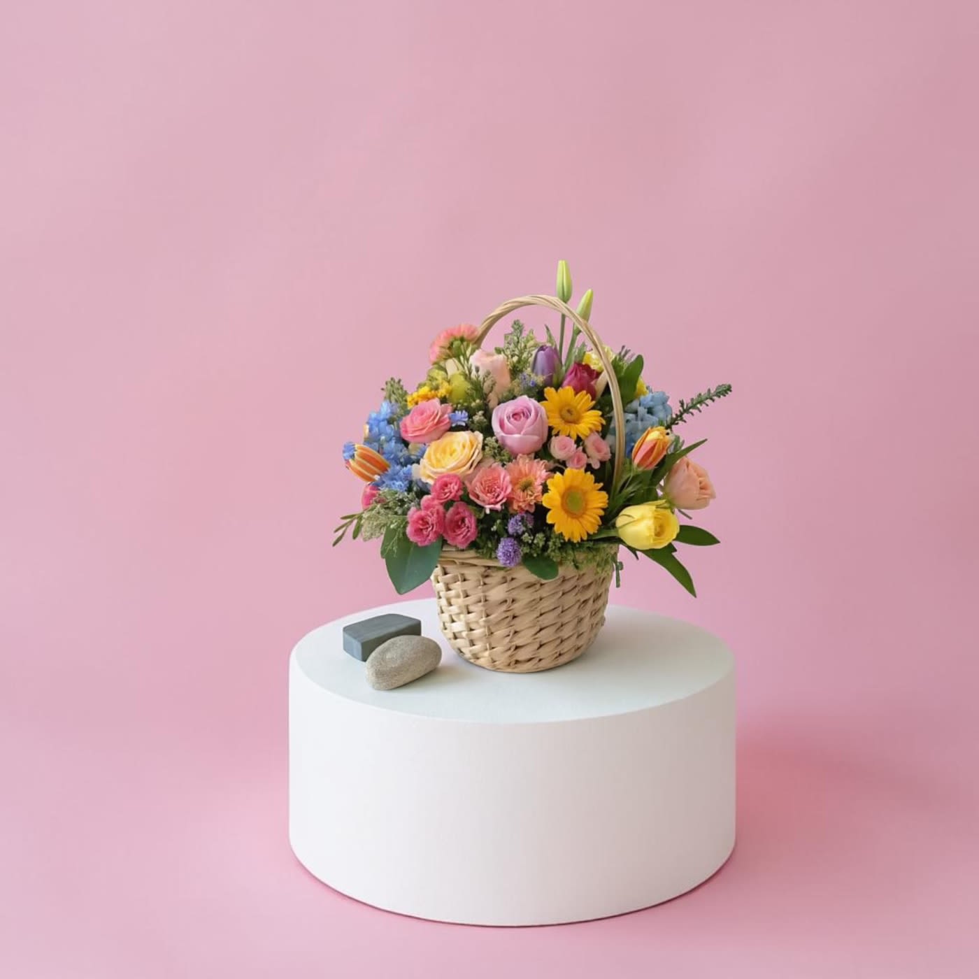 Spring Blooms - Spring has sprung i this lovely bouquet. 