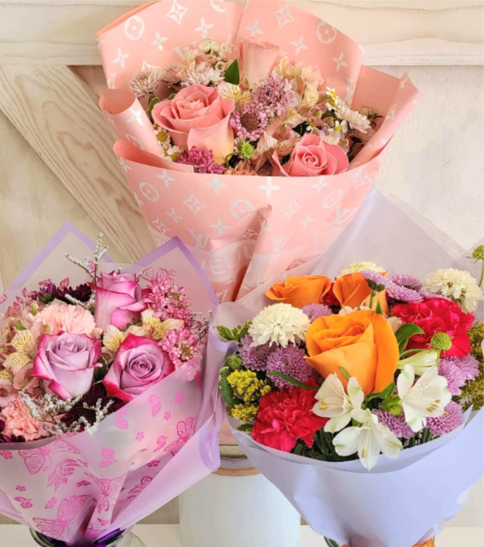 Bouquet Mini's - Bouquet mini's are a perfect way to send a thoughtful gift without breaking the bank.  They come with a beautiful mix of florals wrapped in an elegant  Japanese style wrapping. Colors range from pinks to lavender.