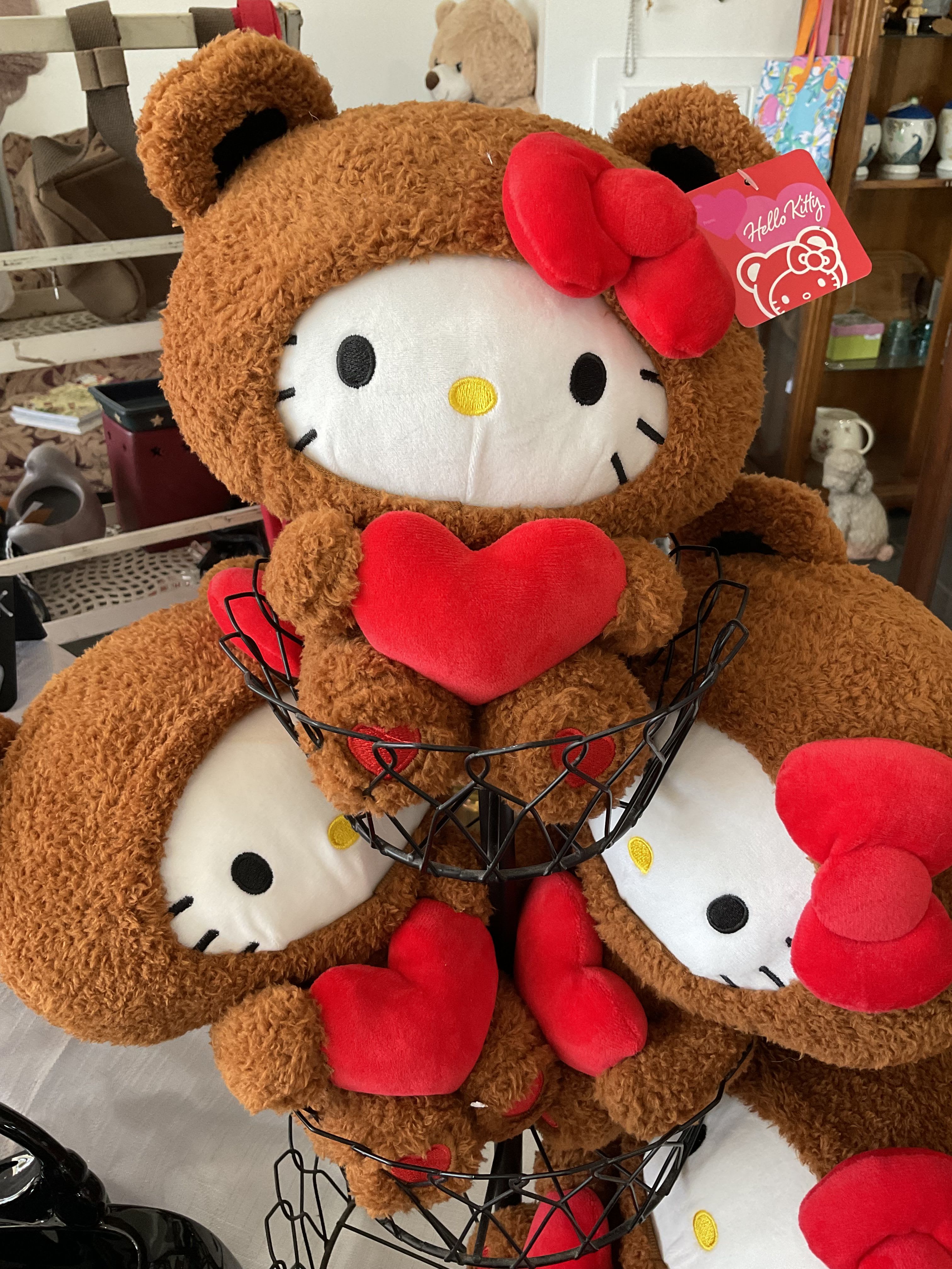 Hello Kitty ビックレトロぬいぐるみ 赤 花柄ドレス Hello Kitty heart plush in Victorville, CA | Flowers by Gina Jones