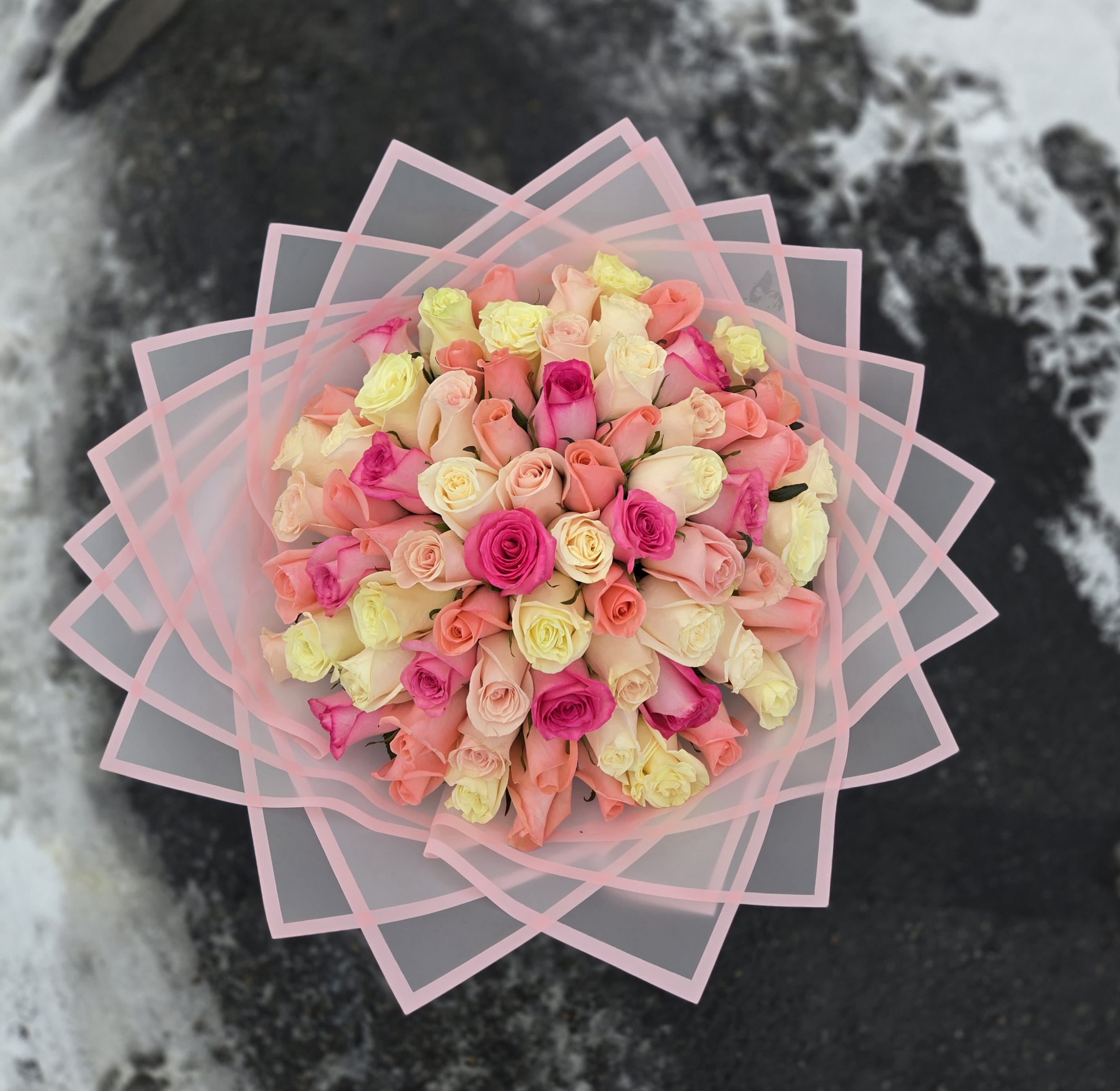 Rosa Perfecto - Hermosamente combinado con rosas blancas, Rosa palo, rosas princesa y peach.