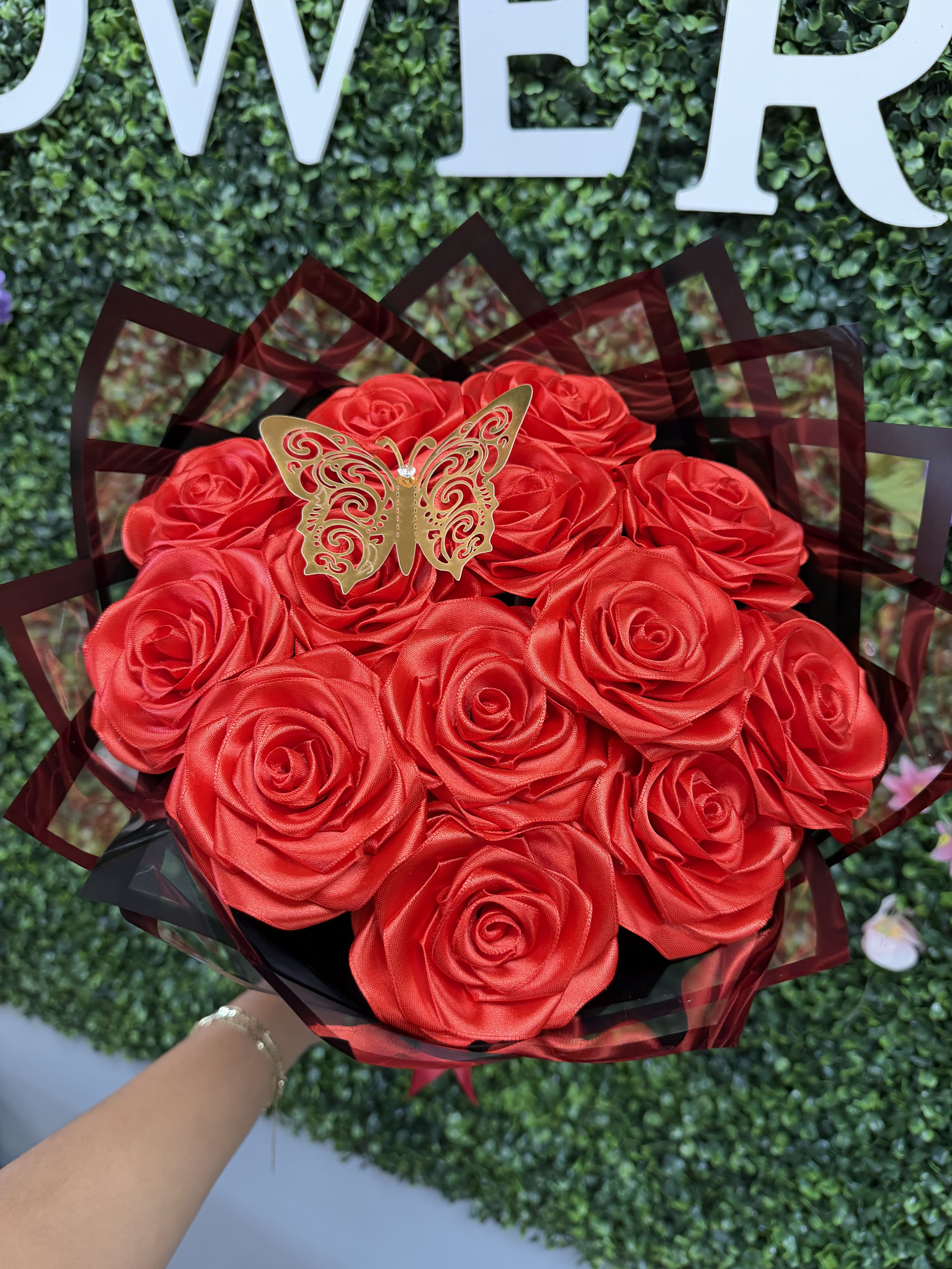 RED SILK ROSES BOUQUET - LET THAT LOVE LAST FOREVER THESE ROSES WILL NEVER DIE