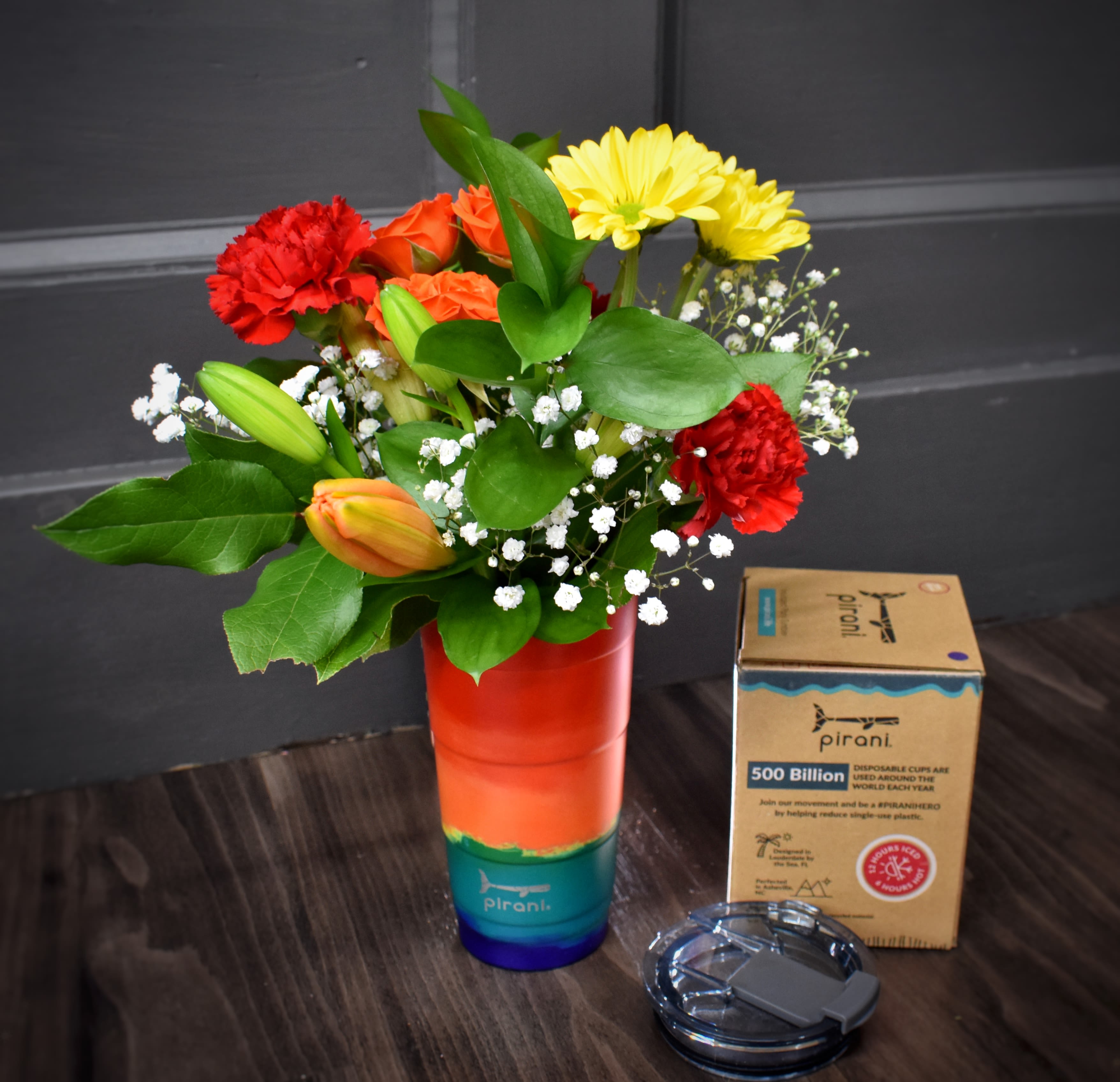 Sippy Stems Rainbow 26oz - Our most popular Pirani insulated tumbler filled with brightly colored flowers. Keeps beverages hot or cold for up to 12 hours!