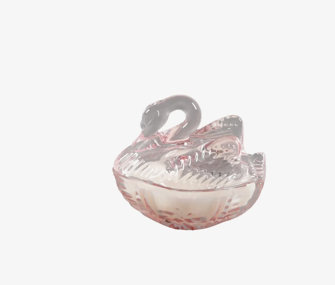 Glass Swan Candle Frosted Peony 4.5 oz - Glass Swan Candle Frosted Peony 4.5 oz