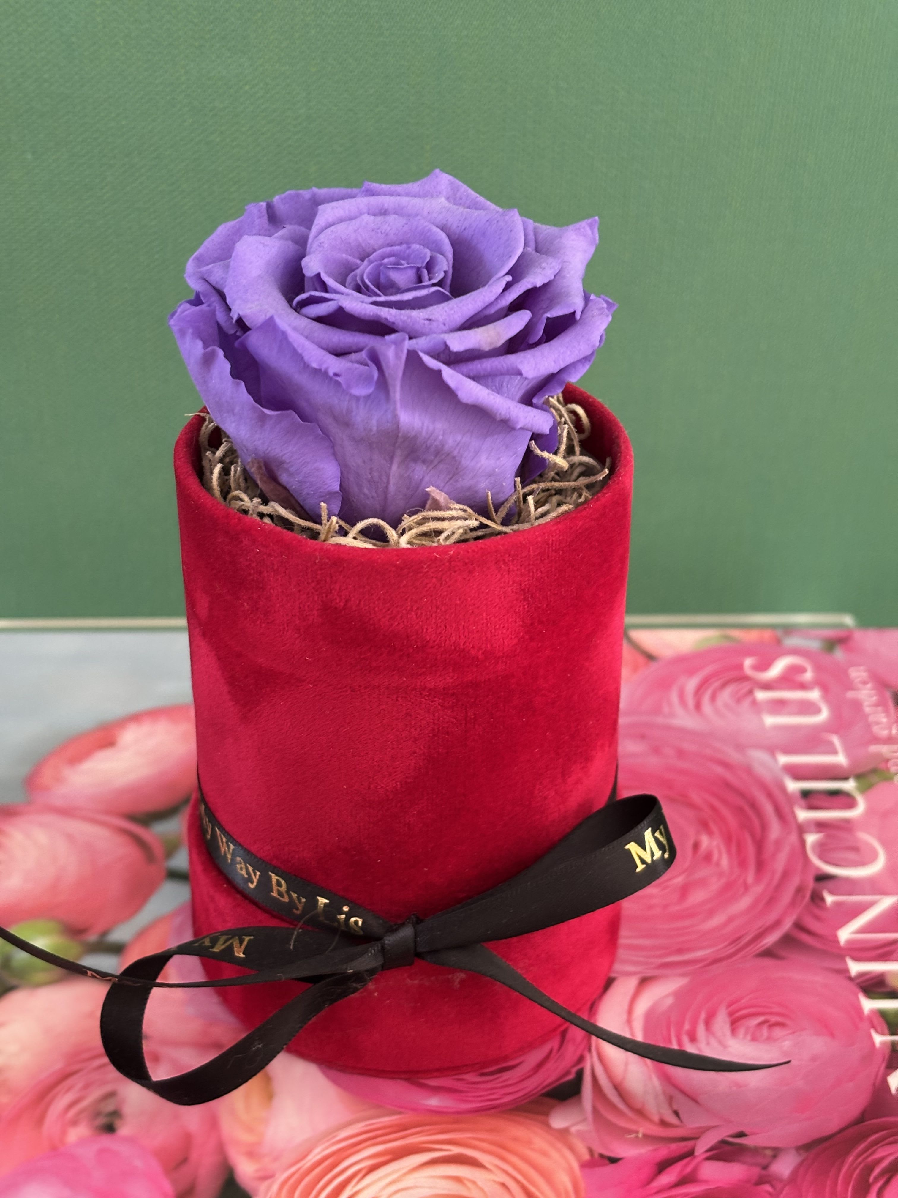S Francisco. (PRESERVED ROSE) - Everlasting preserved rose, touch of nature’s elegance, beauty low maintenance.   Preserved roses are real roses that have been specially treated to maintain their fresh look and softness for years — without needing water or sunlight.   Here’s how it works: 	•	The roses are picked at their most beautiful stage. 	•	The natural sap and moisture are replaced with a preserving solution, usually made of glycerin and natural oils. 	•	This process keeps the petals soft and vibrant, almost as if the rose were freshly cut.