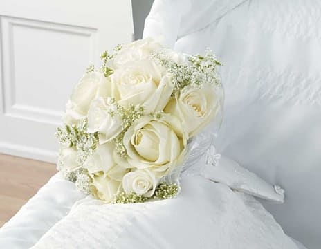 SF15-11 Bouquet - John Henry Sympathy - As Shown : SF15-11