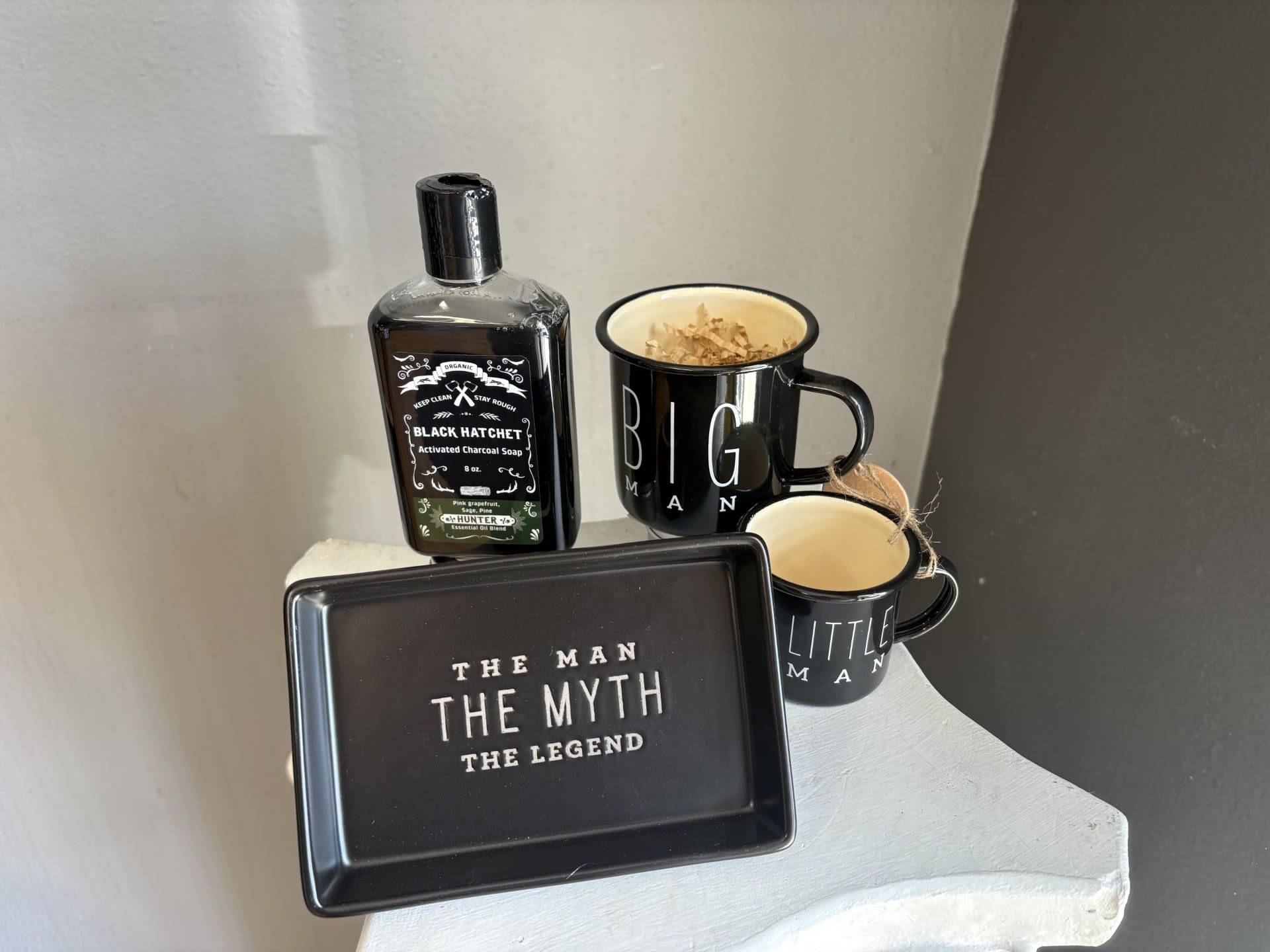 Father's Day Goodies #1 - A fantastic addition to any plant or floral arrangement you choose for dad this year. Cup for coffee (maybe juice for the little one) ,tray for keys and soap for scenty goodness! 