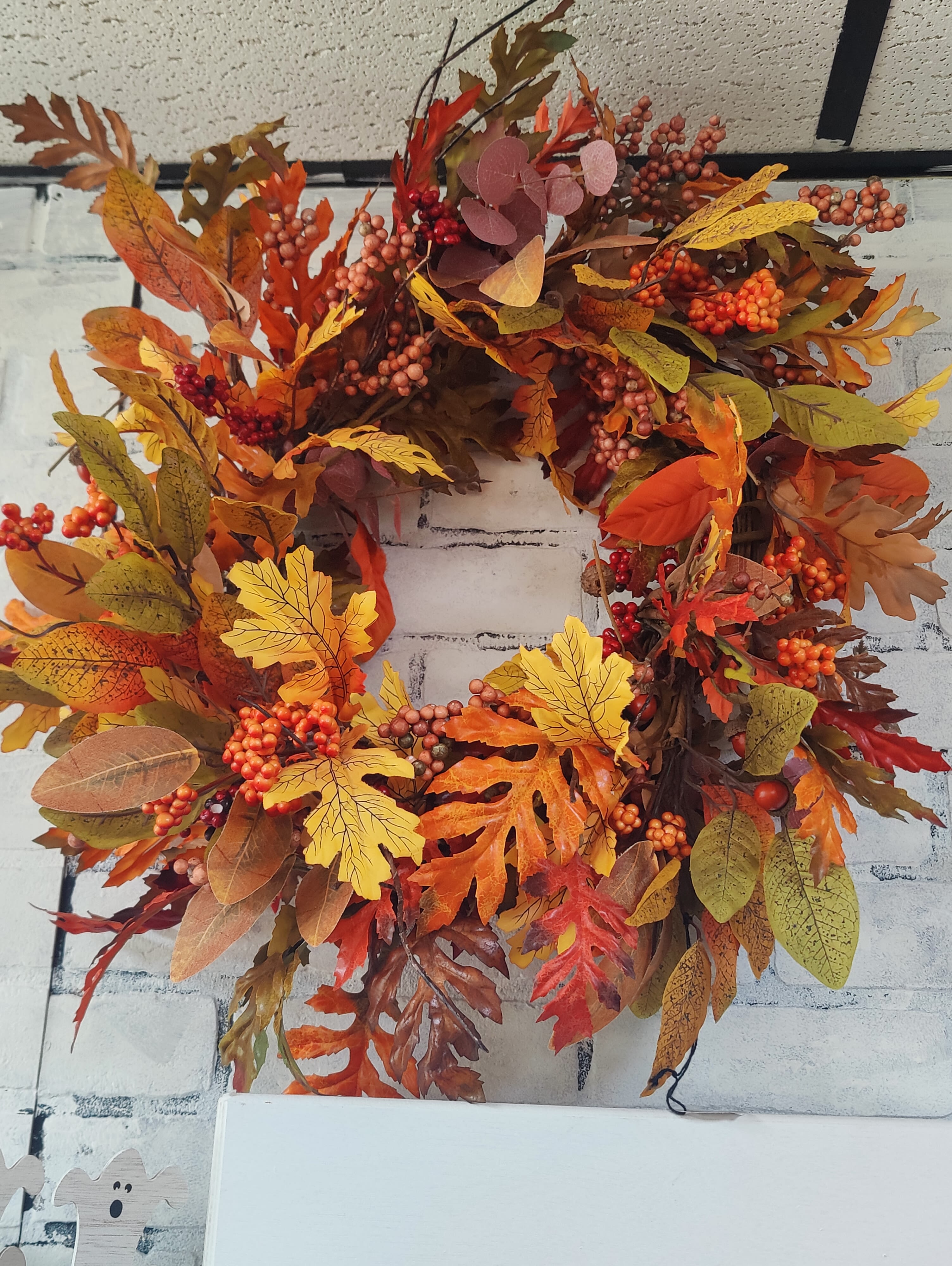 October time faux wreath - Great wreath for any room or door in your house.