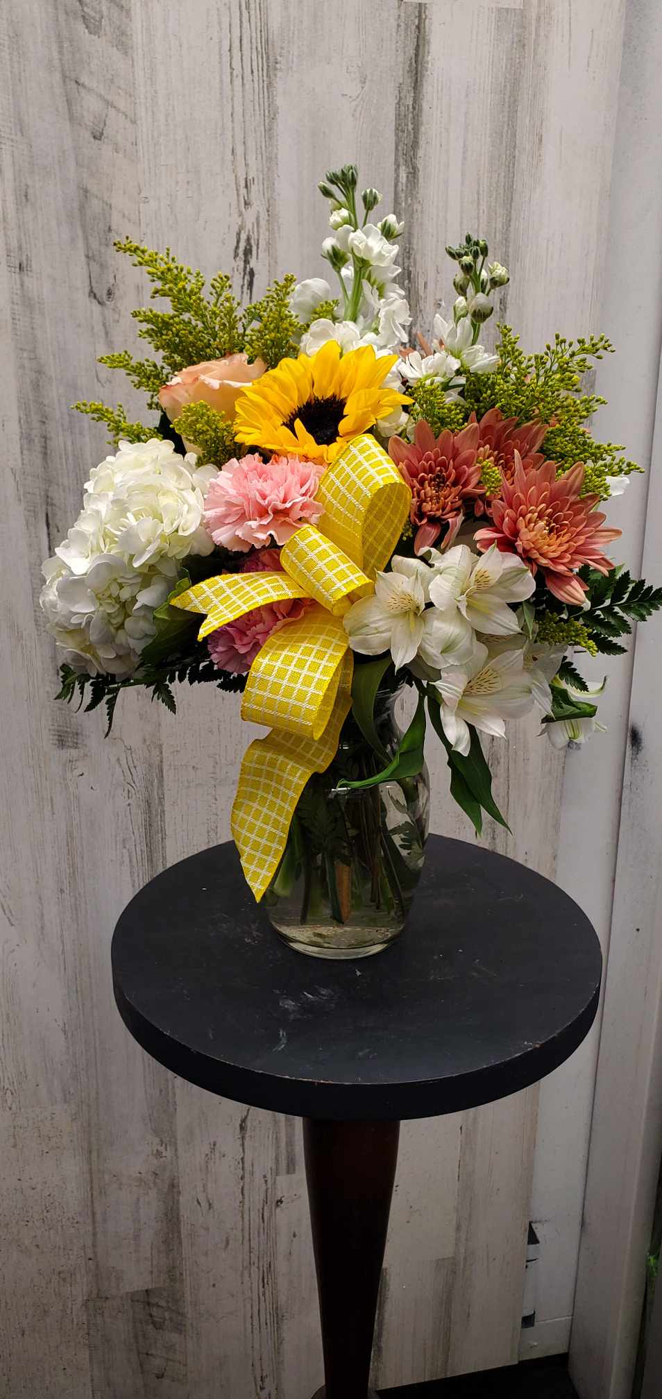 Fall Blesings - Nice simple vase arrangement, yellows &amp; whites,  pinks