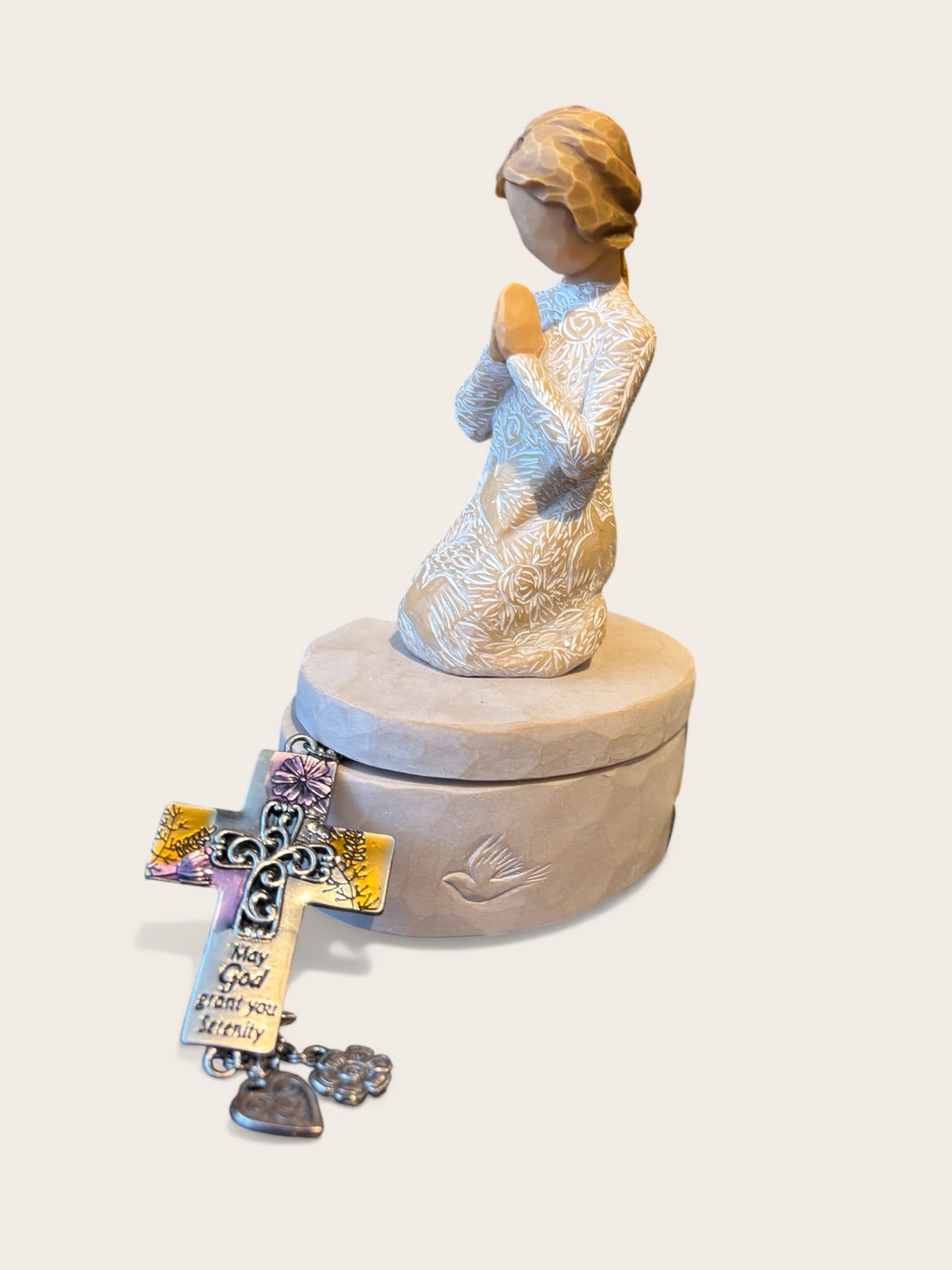 Willow Tree-Prayer of Peace Keepsake Box  - Willow Tree - Prayer of Peace Keepsake Box.  Add Flowers or a charm for an extra special touch