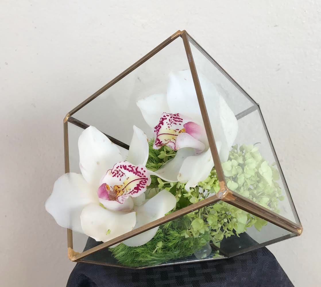 Love Cube-V,( 5'') - Orchid blooms ,Dianthus in 5" glass cube 