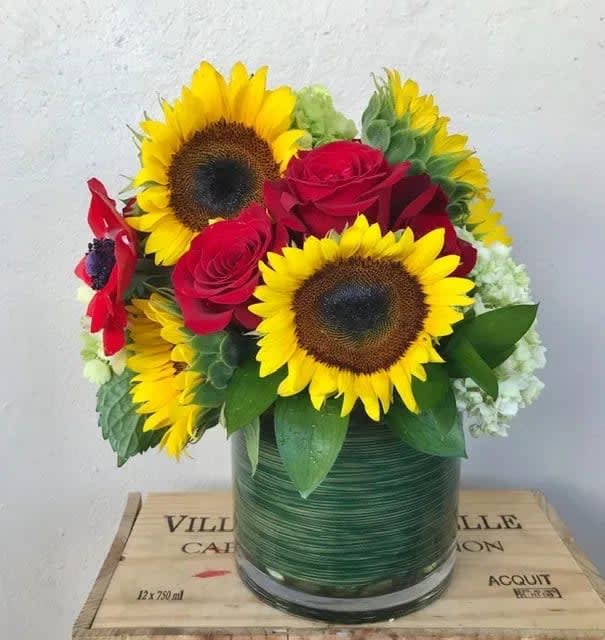 Sunflower Sunset - Sunflowers , Roses , Hydrangeas in 6x6" glass vase