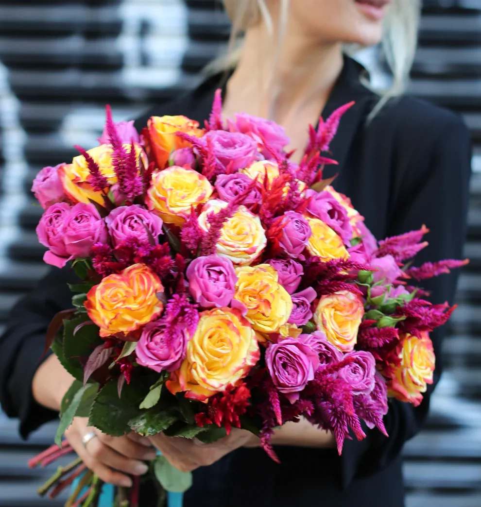 Sue bouquet  - Beautiful and lovely bouquet with purple and yellow roses!!!