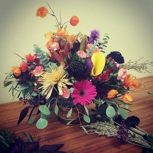 Fall Floral Fabulousness - Fall Flowers brighten up any durry fall day. Fabulous mix of fresh flowers.