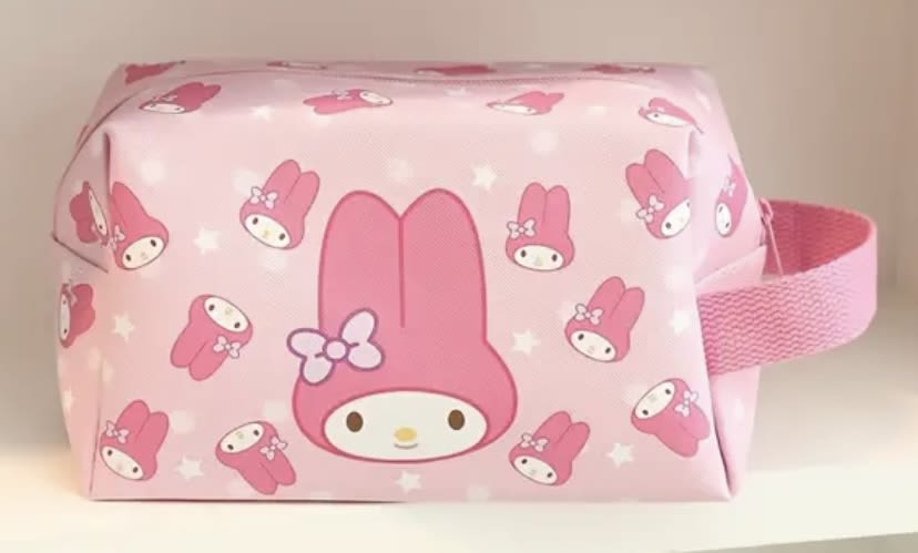 Pink My Melody lunch bag with a handle and cartoon character print