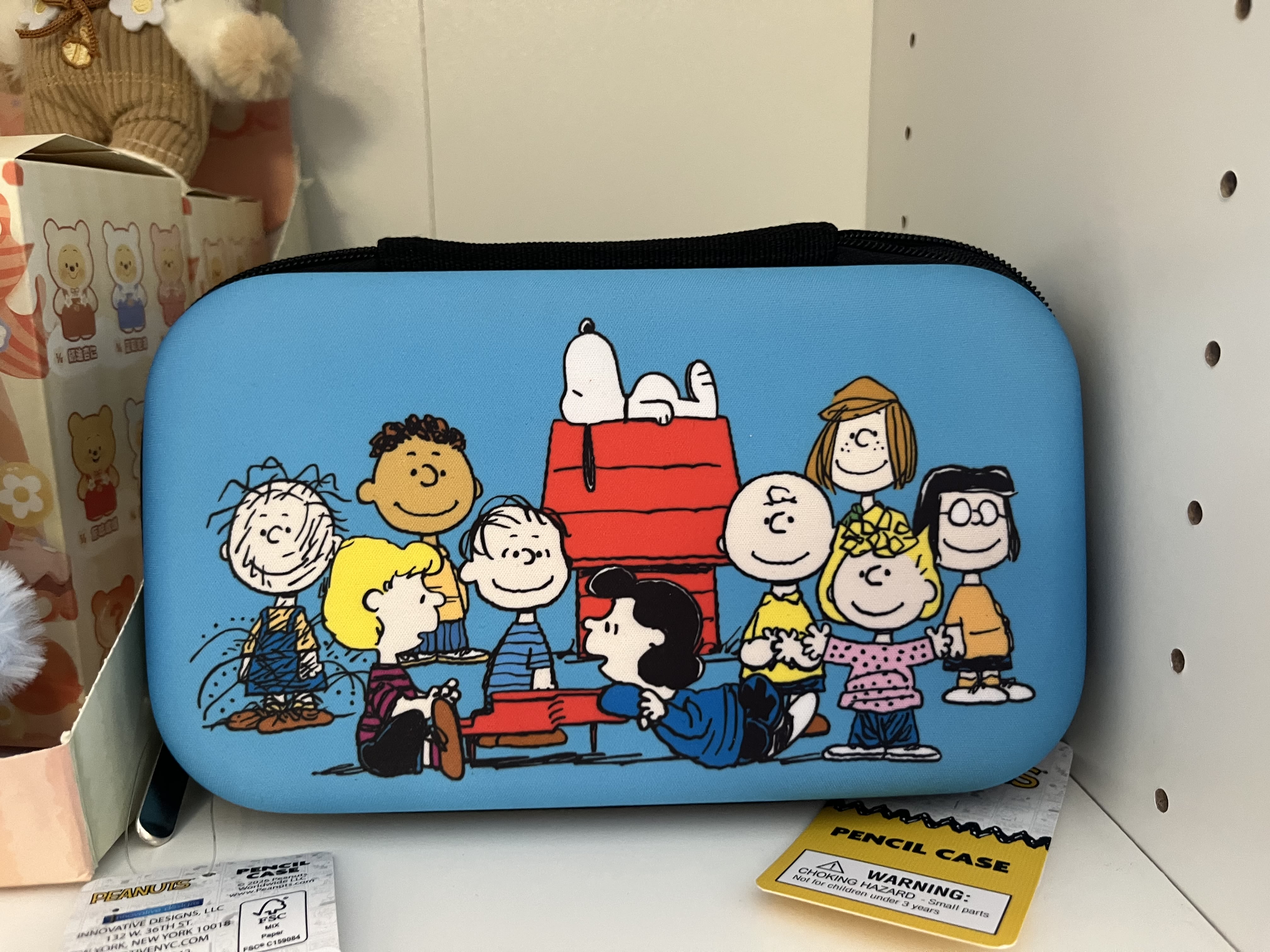 SNOPPY PENCIL BOX  - SNOOPY PENCIL BOX 