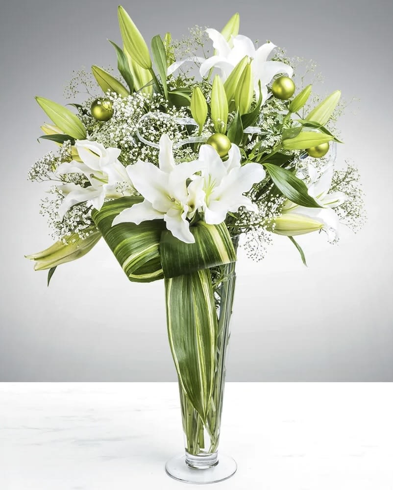 Standing Ovation By BloomNation™ - Do you know someone who deserves a standing ovation? Don’t stand up and start clapping for them, that would be weird. Instead, give them the floral equivalent with this Standing Ovation arrangement. Show your appreciation without making it weird. Order this arrangement today.  