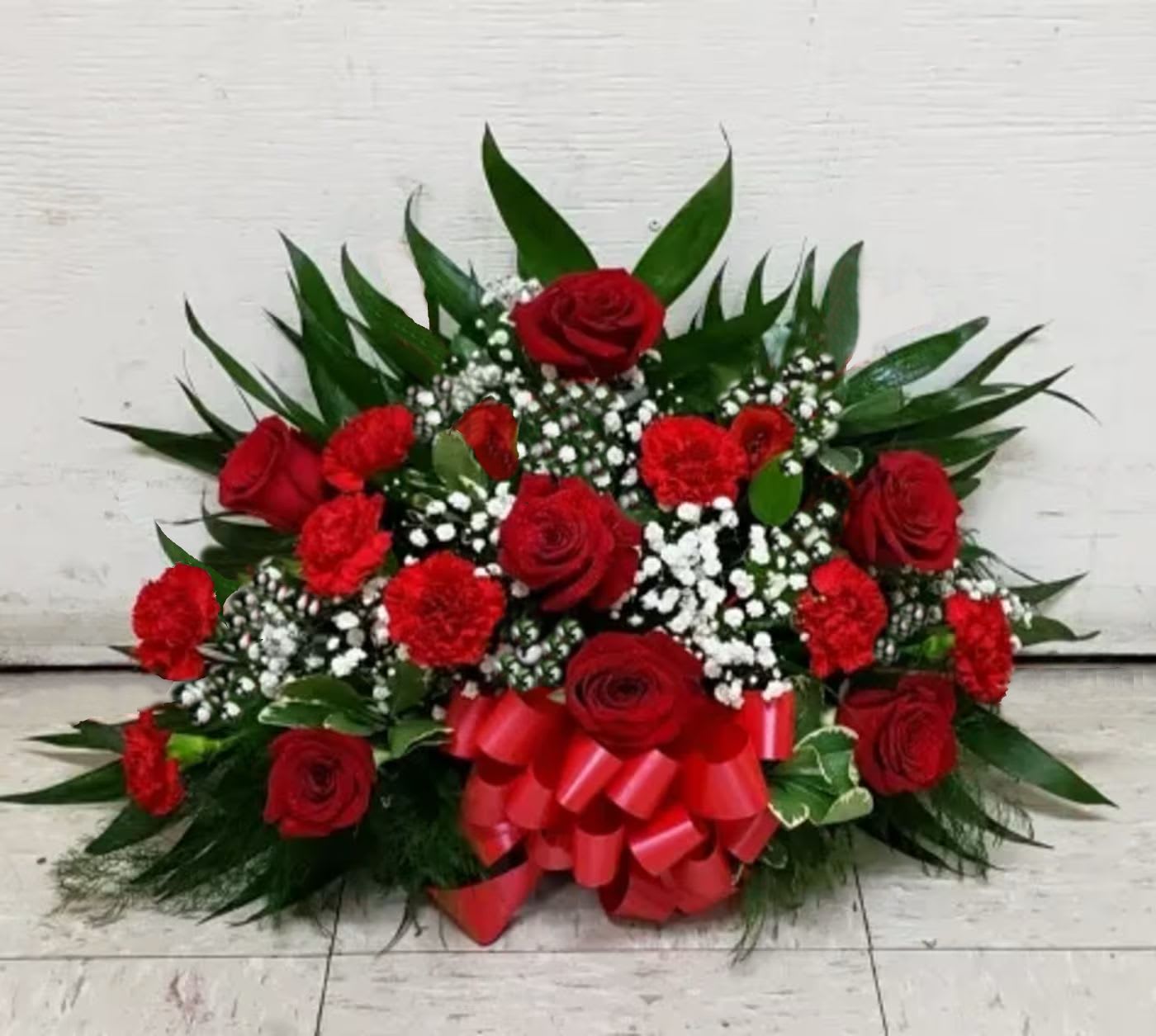 [TT-ARLRED]:  RED CEMETERY CENTERPIECE ARRANGEMENT - ALL RED CEMETERY CENTERPIECE ARRANGEMENT BY TWIN TOWERS FLORIST IN ARLINGTON VA