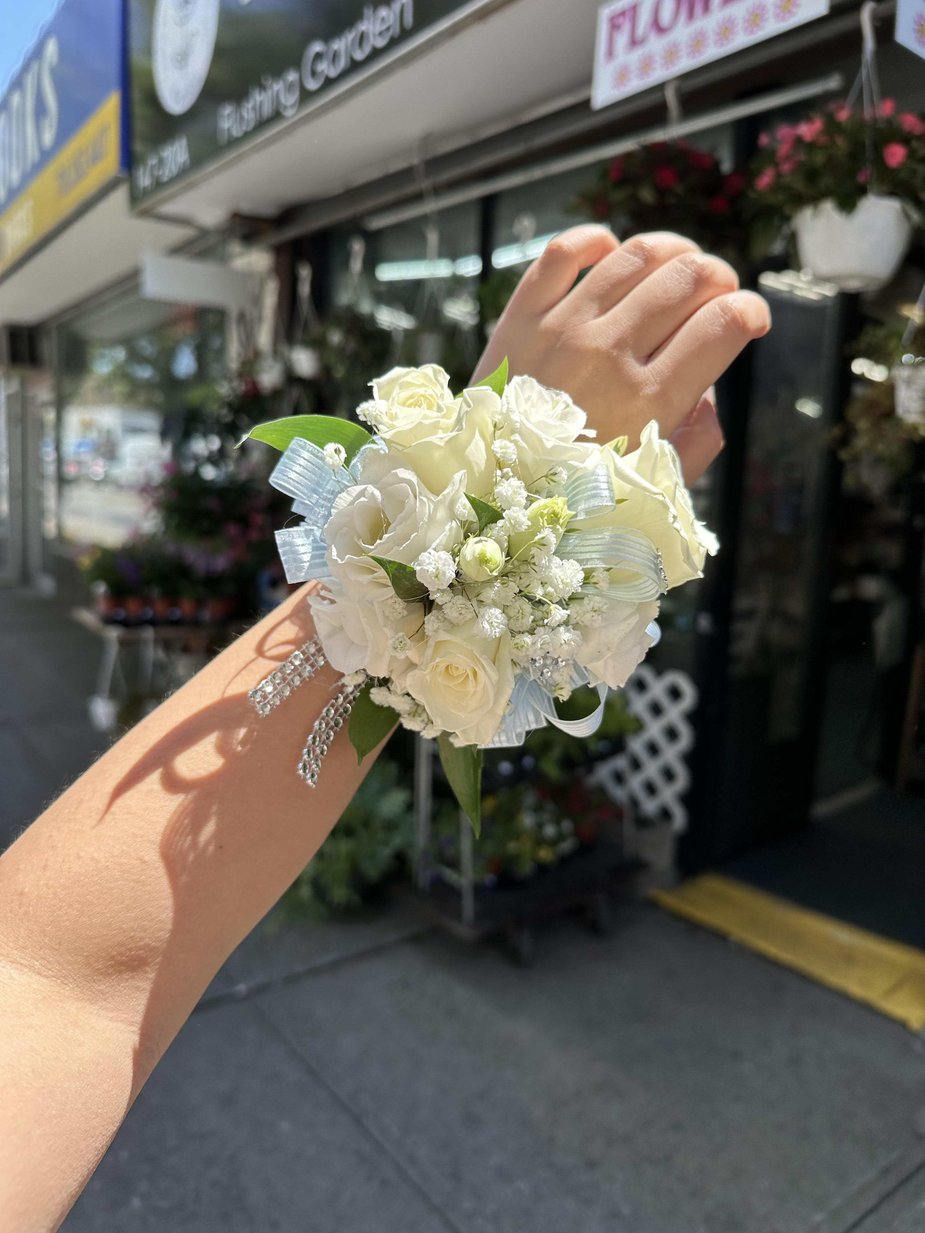 White Wristlet - roses
