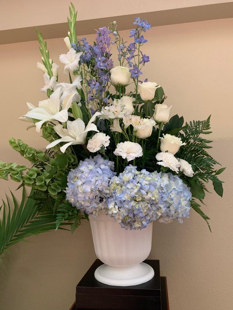 Church Arrangement PLA70 - An arrangement ideal for the altar