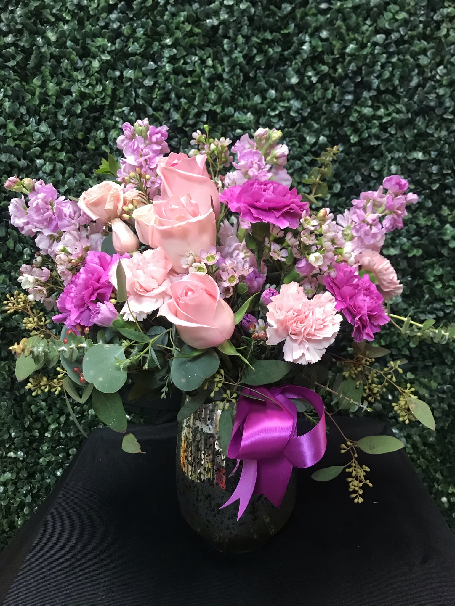 Verona Bouquet PLA73 - Purple and pinks blooms.