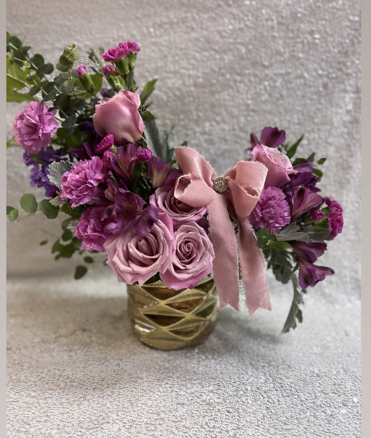 CAMELIA - A BEAUTIFUL GIFT FOR MOM, AUNT, OR SISTER.