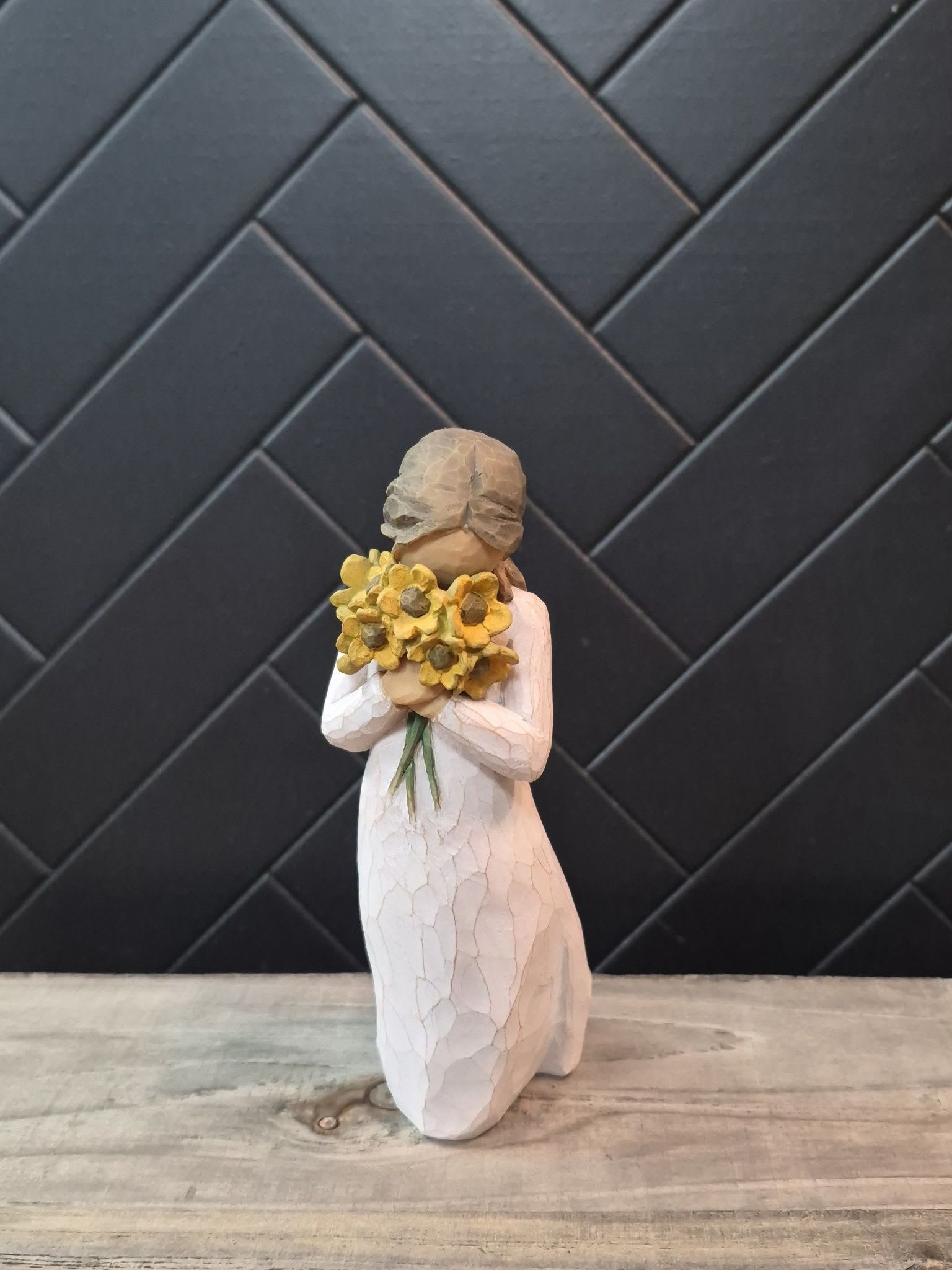 Willow Tree Warm Embrace Figurine - This classy figurine makes the perfect gift