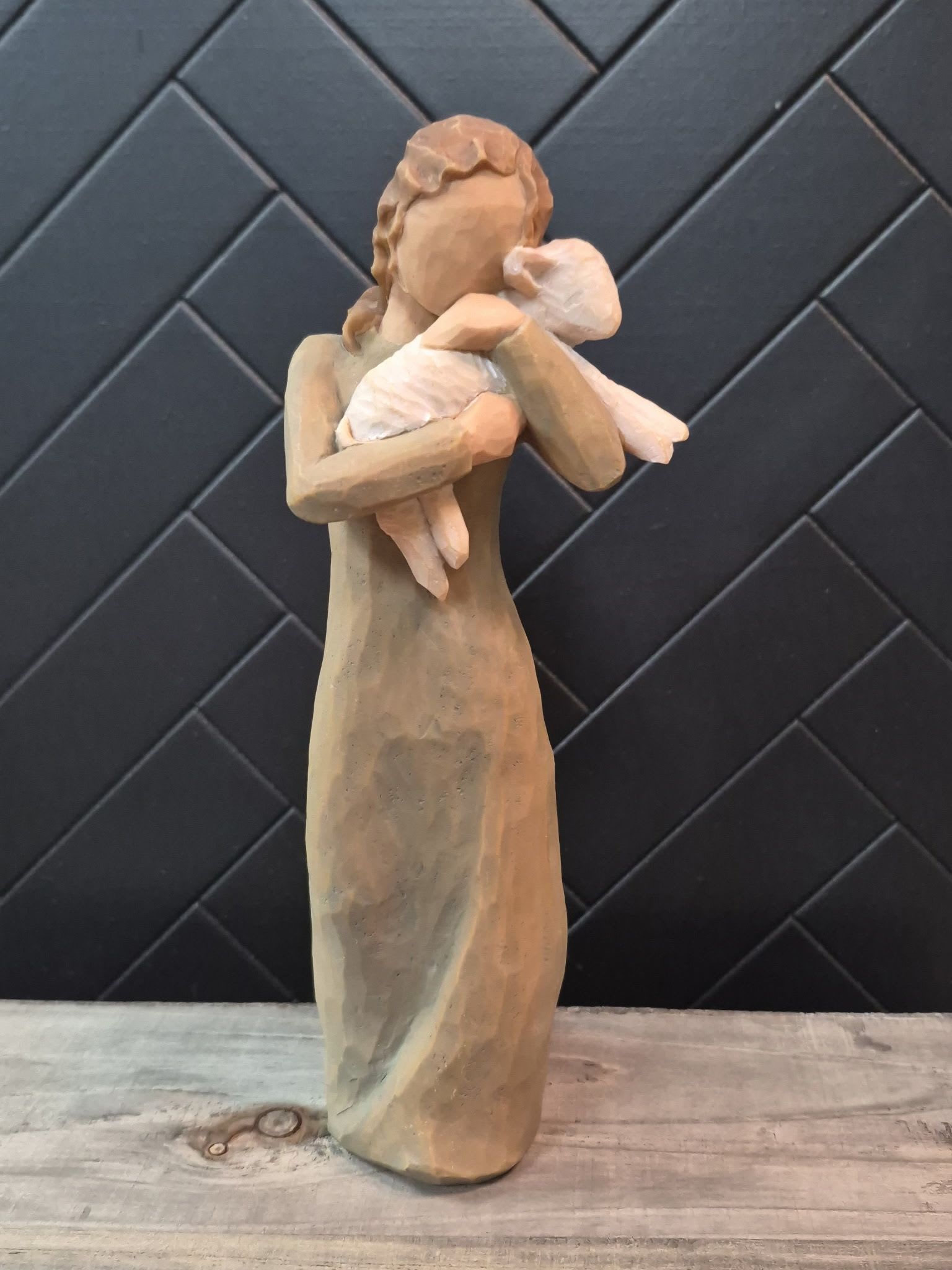 Willow Tree Peace on Earth Figurine - This classy figurine makes the perfect gift