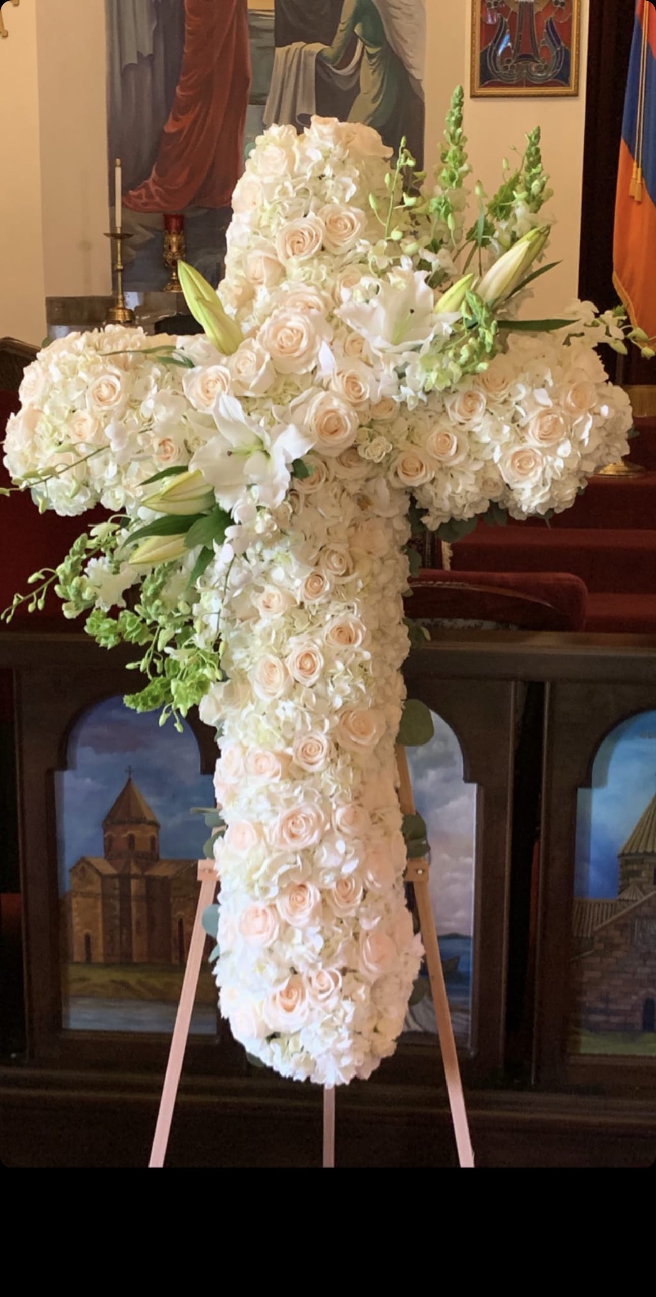 White large mixed cross - Mixed flowers cross 