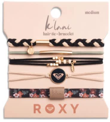 Carded set of braided and elastic bracelets in pink packaging
