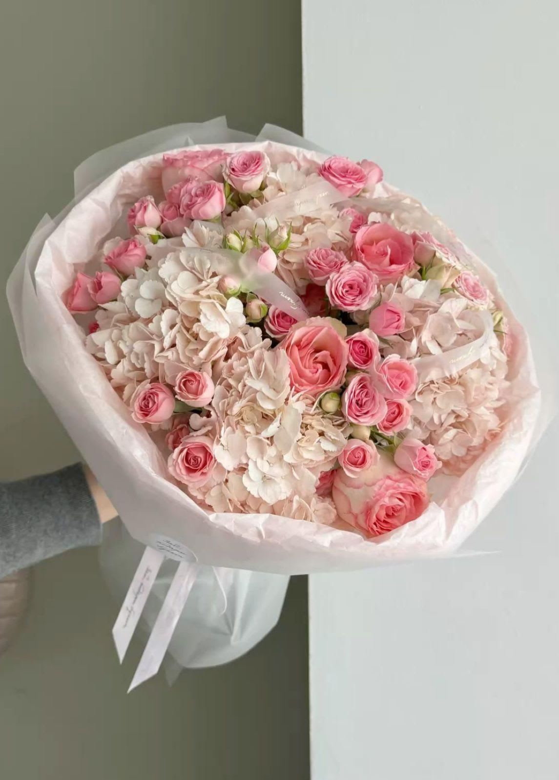 Blushing Rose- Hydrengea, baby roses - Beautiful mix of baby pink mini roses and Hydrengea 