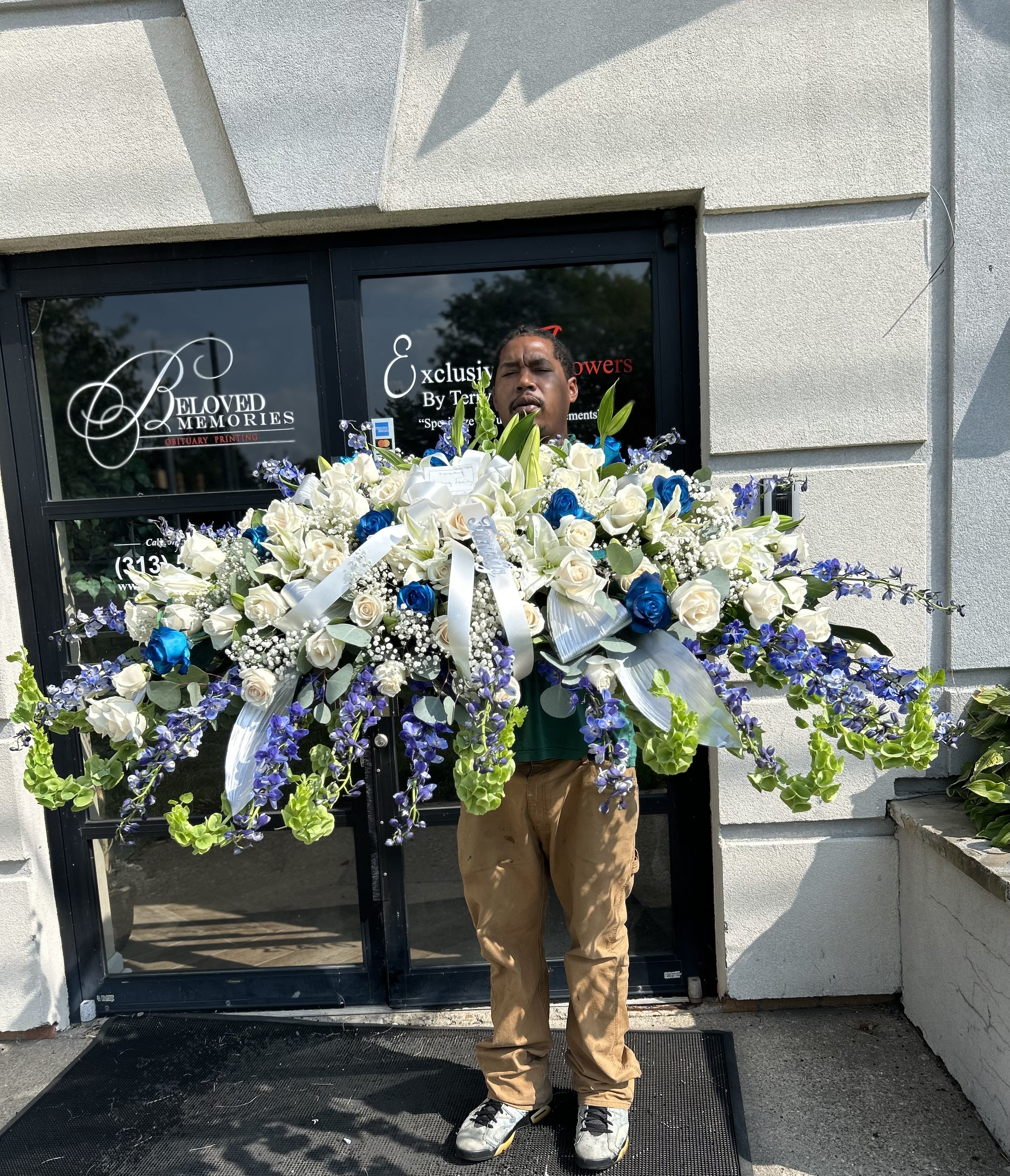 Full size casket spray - This spray covers the whole casket 