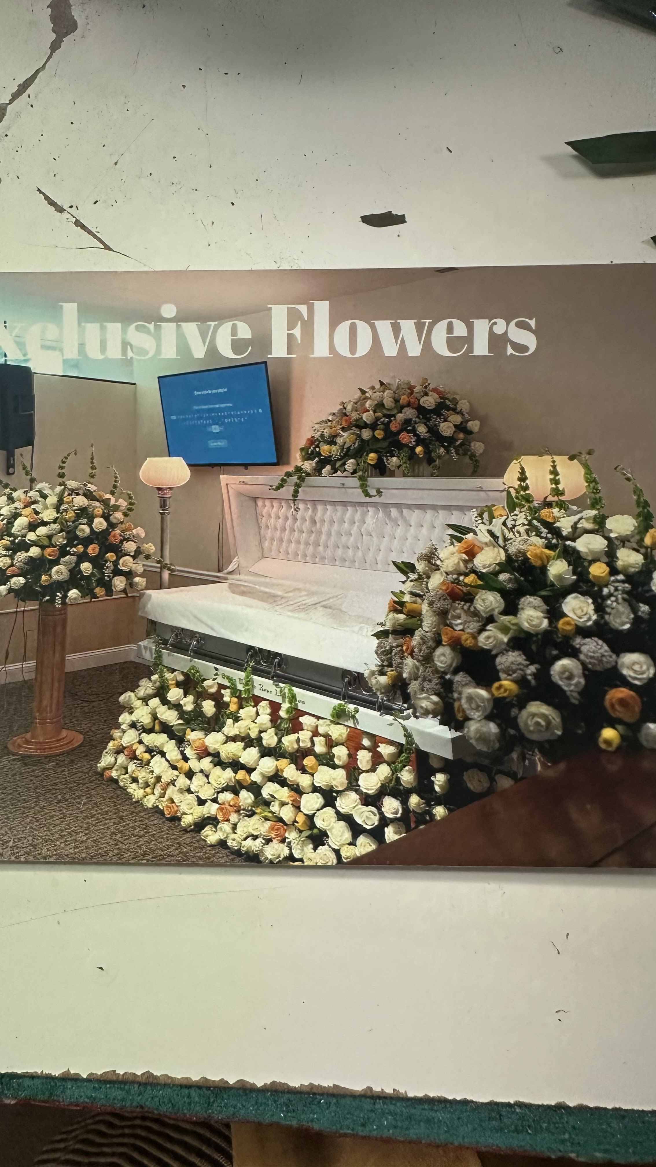 4 Piece Bundy - Large Top Casket Spray with Floor and 2 End Arrangements